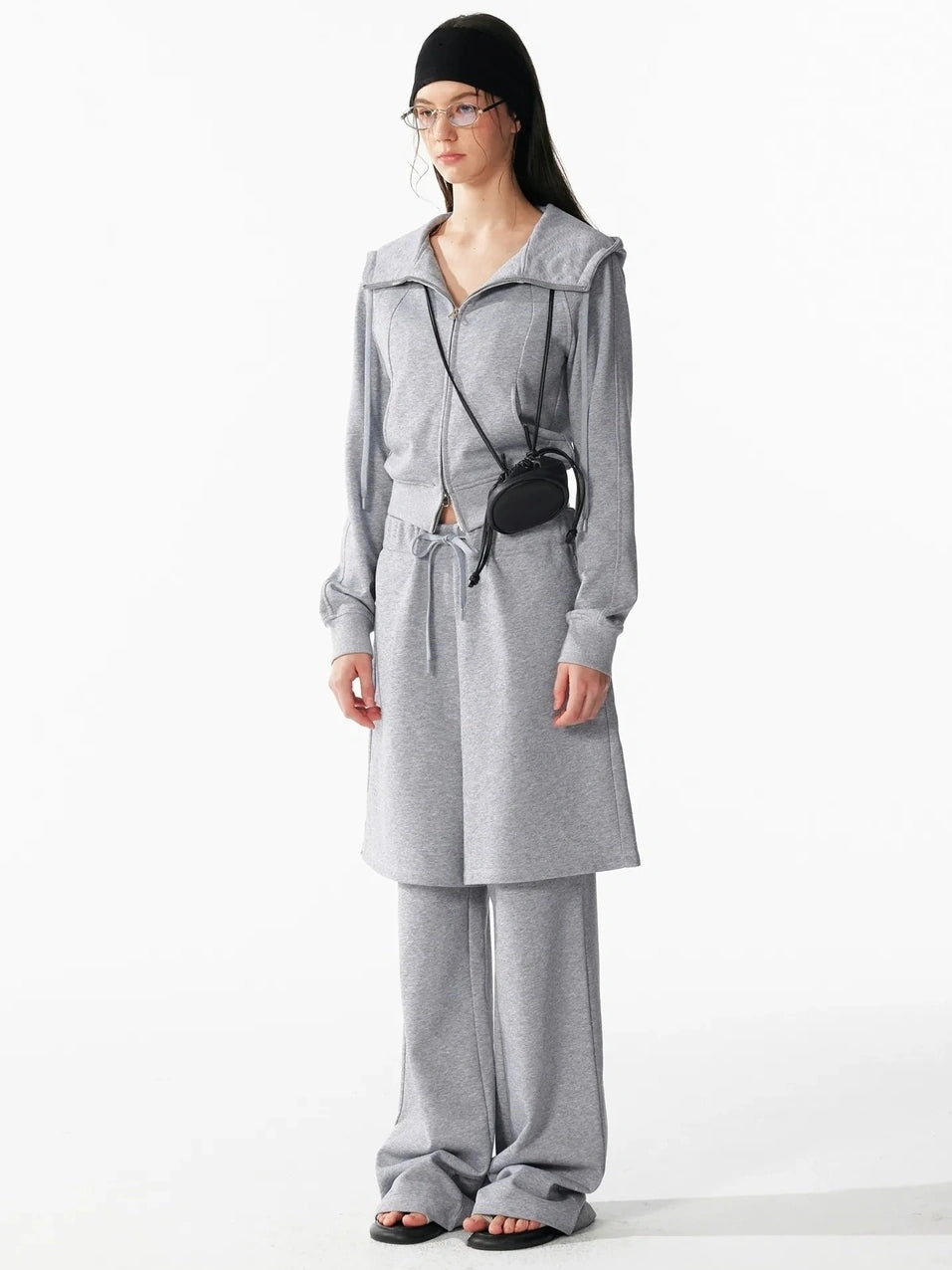 ALINNV STUDIO Slim Fit Cropped Hooded Zip Up Sweatshirt Hoodies/Sweatshirt