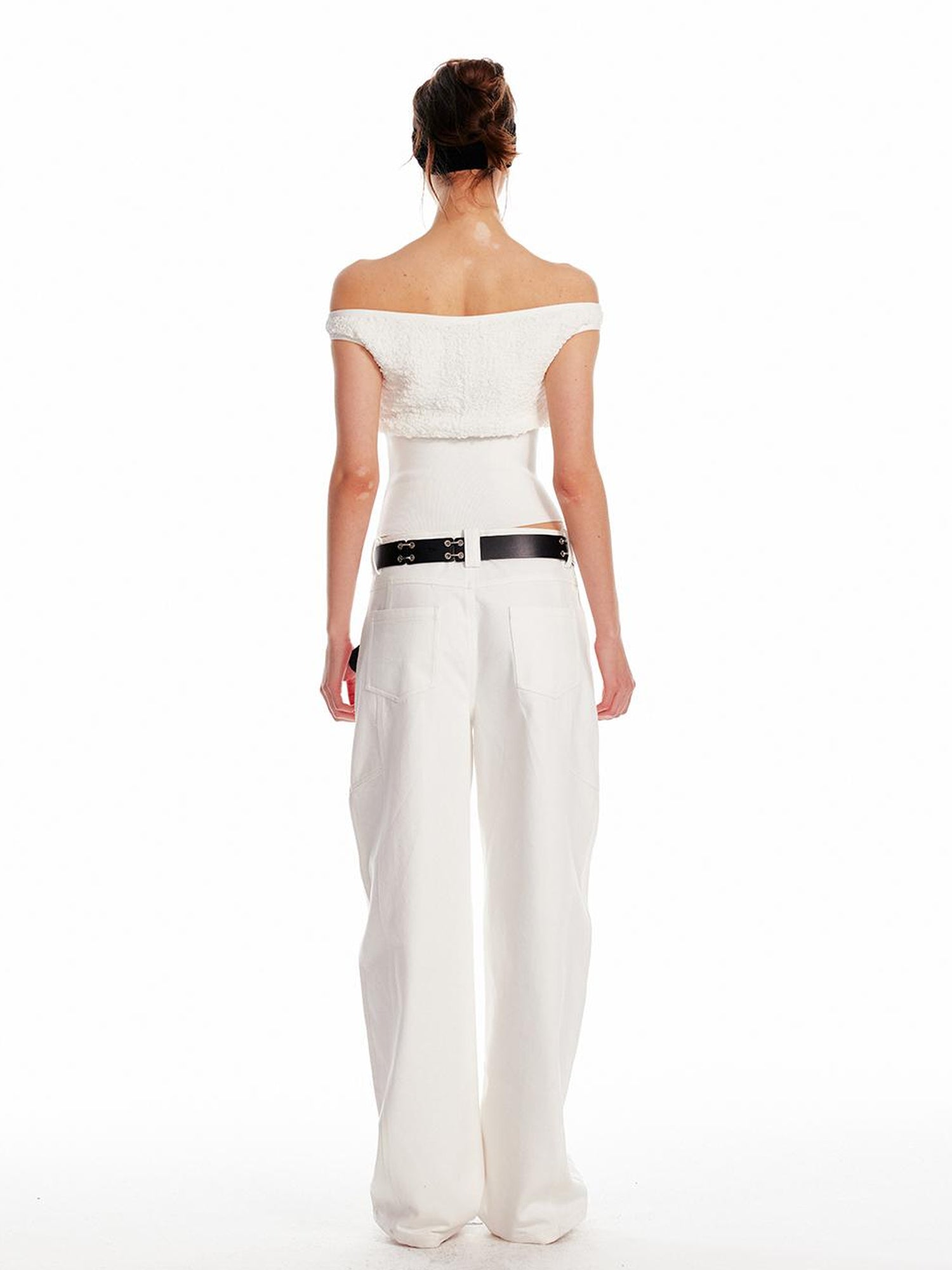 ALINNV STUDIO Slim Off Shoulder Silk Top With Floral Detail