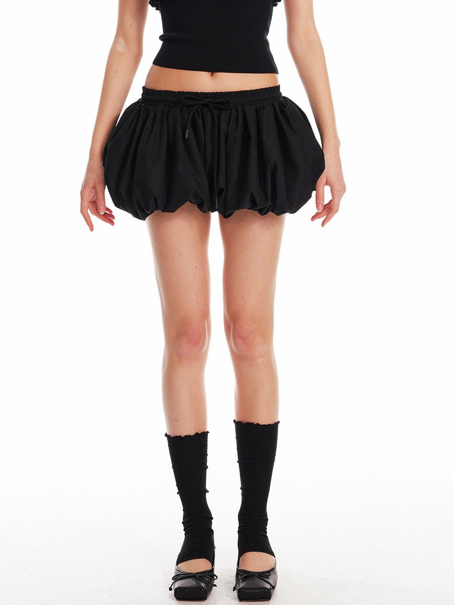 ALINNV STUDIO Textured Bubble Shorts With Elastic Waist