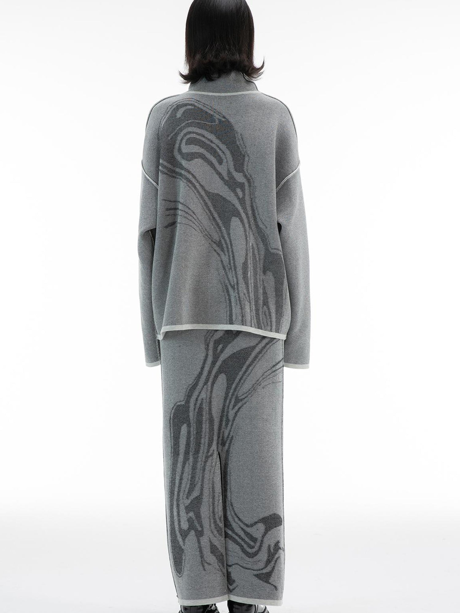 ALINNV STUDIO Two Sided Hand Painted Sweater And Straight Skirt Set