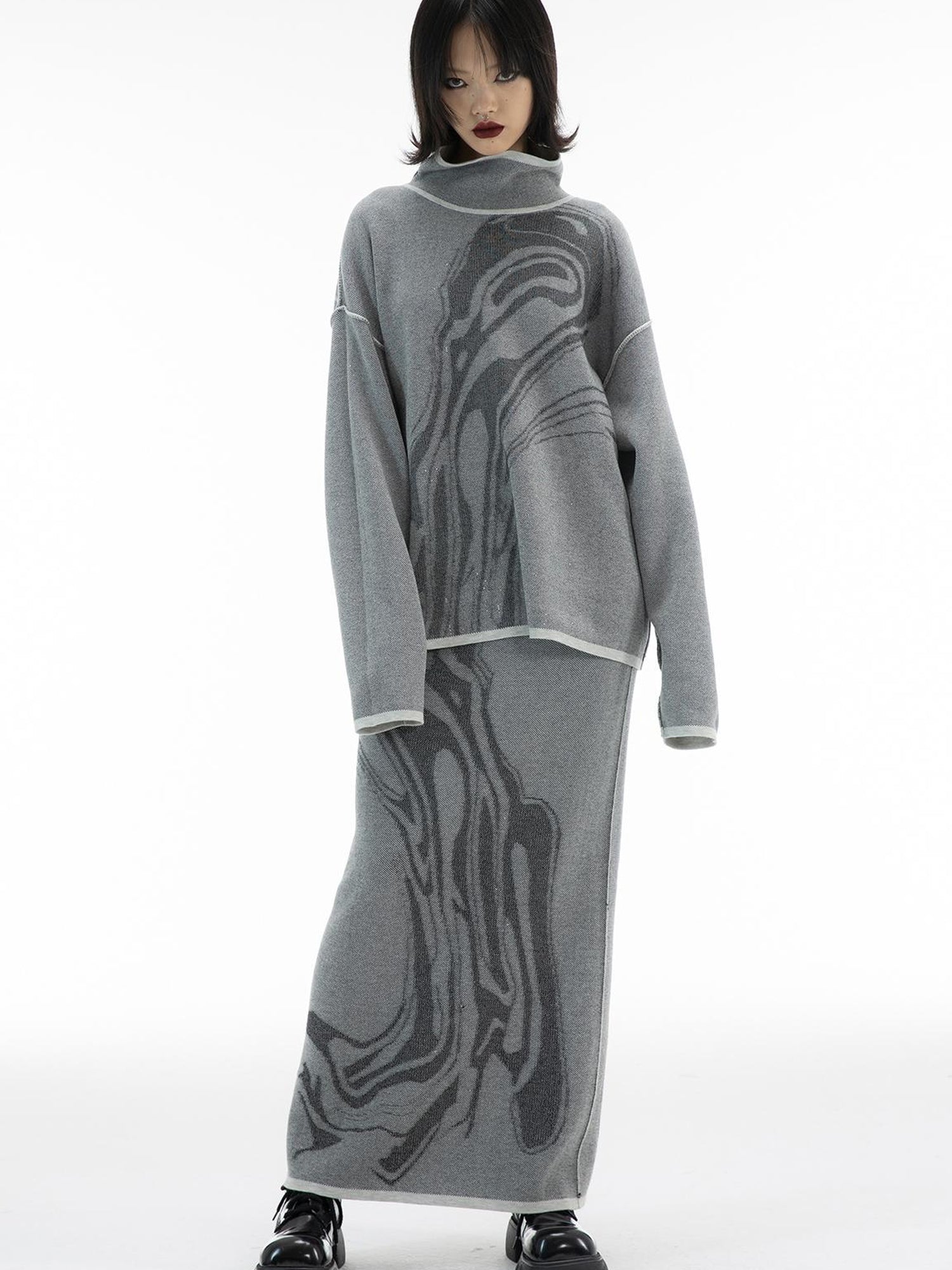 ALINNV STUDIO Two Sided Hand Painted Sweater And Straight Skirt Set