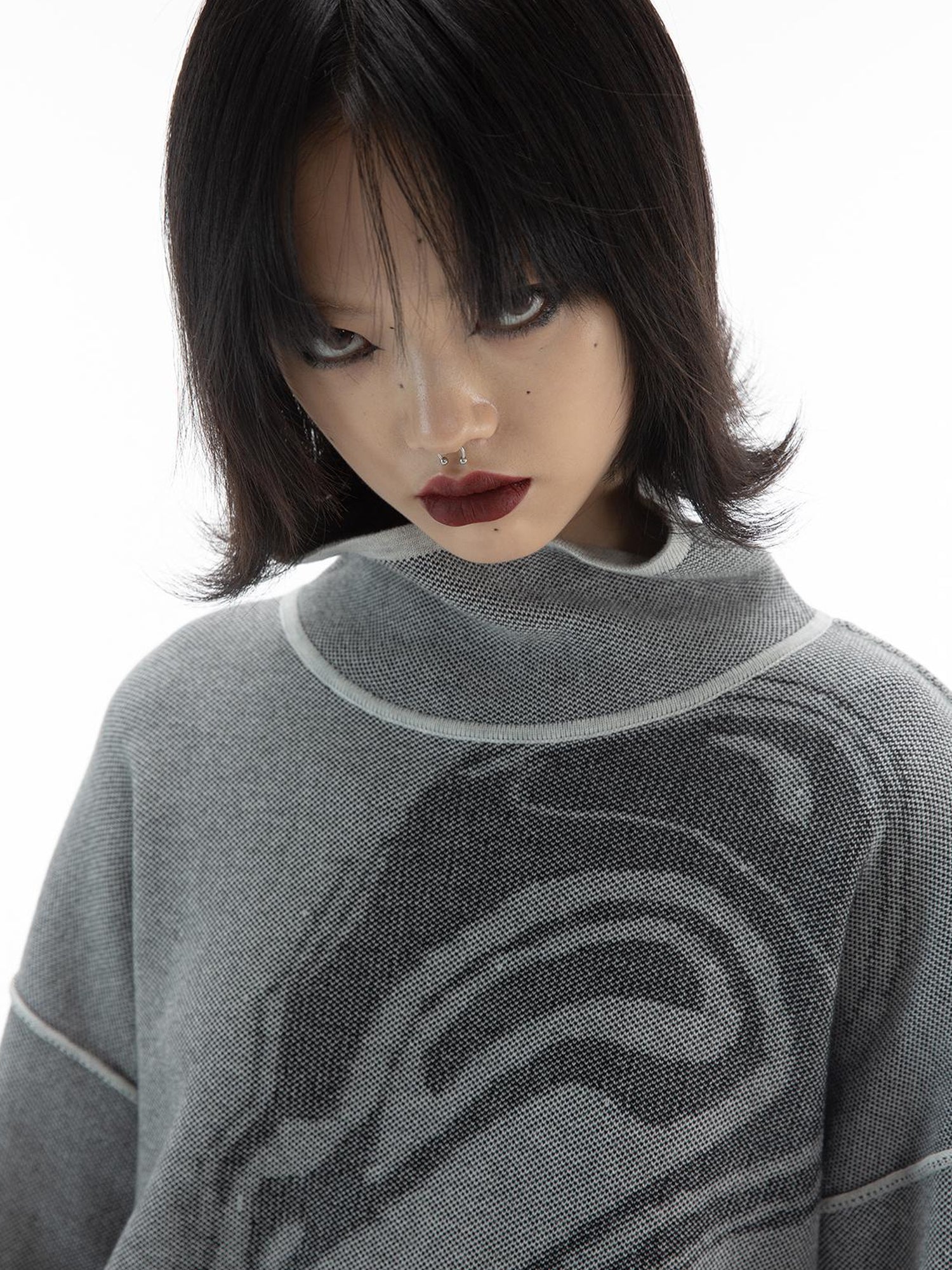 ALINNV STUDIO Two Sided Hand Painted Sweater And Straight Skirt Set