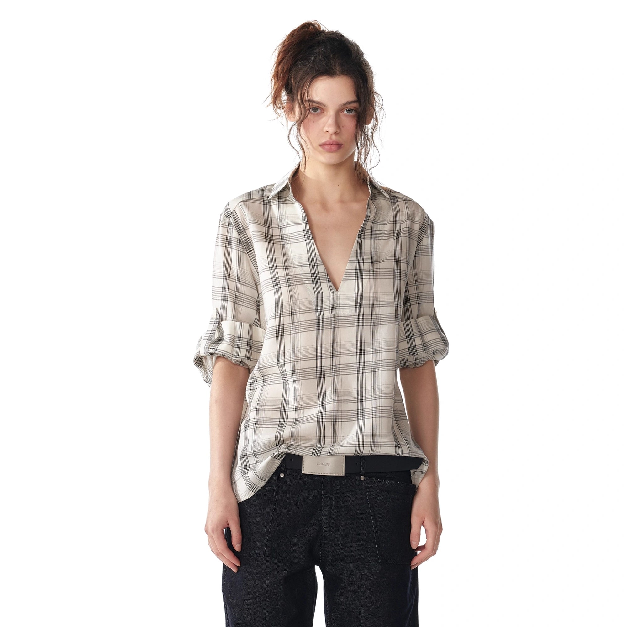 ALINNV_STUDIO_V-Neck_Checked_Shirt_With_Roll-Up_Sleeves_MISSTT