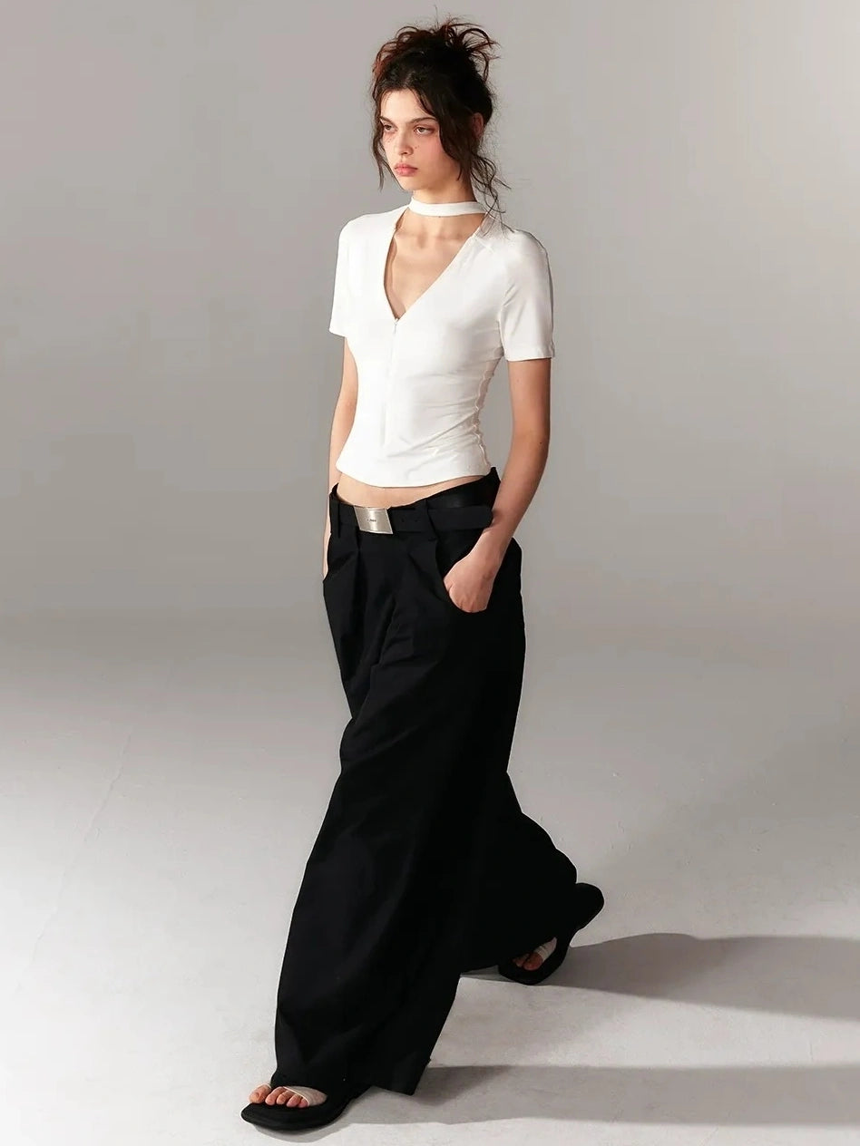 ALINNV STUDIO V-neck Zip Up Cropped T-shirt With Choker Neckline T-shirt