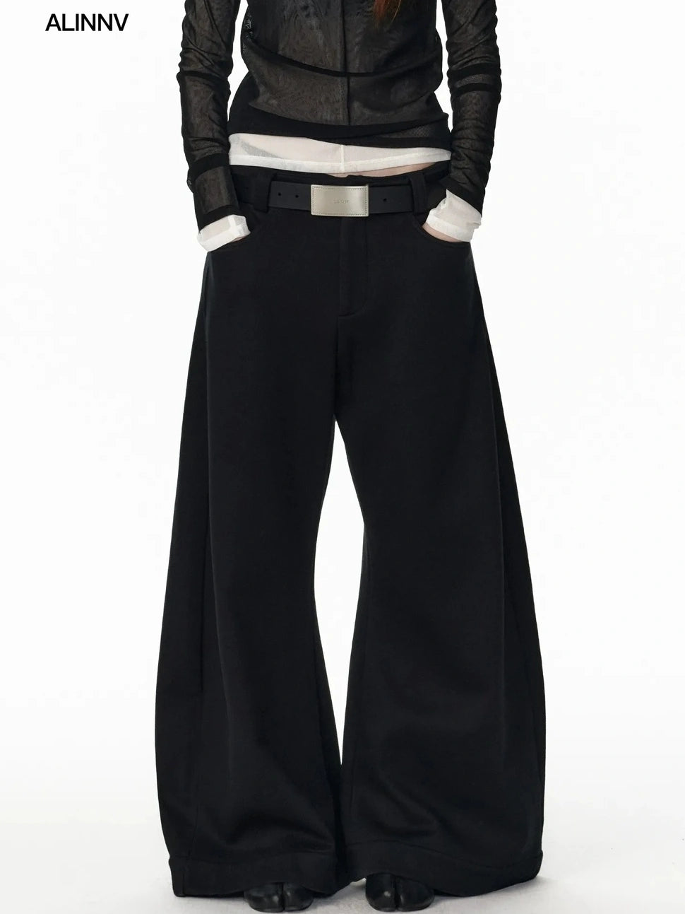 ALINNV STUDIO Vintage Plaid Fleece Lined Cargo Flare Pants Pants