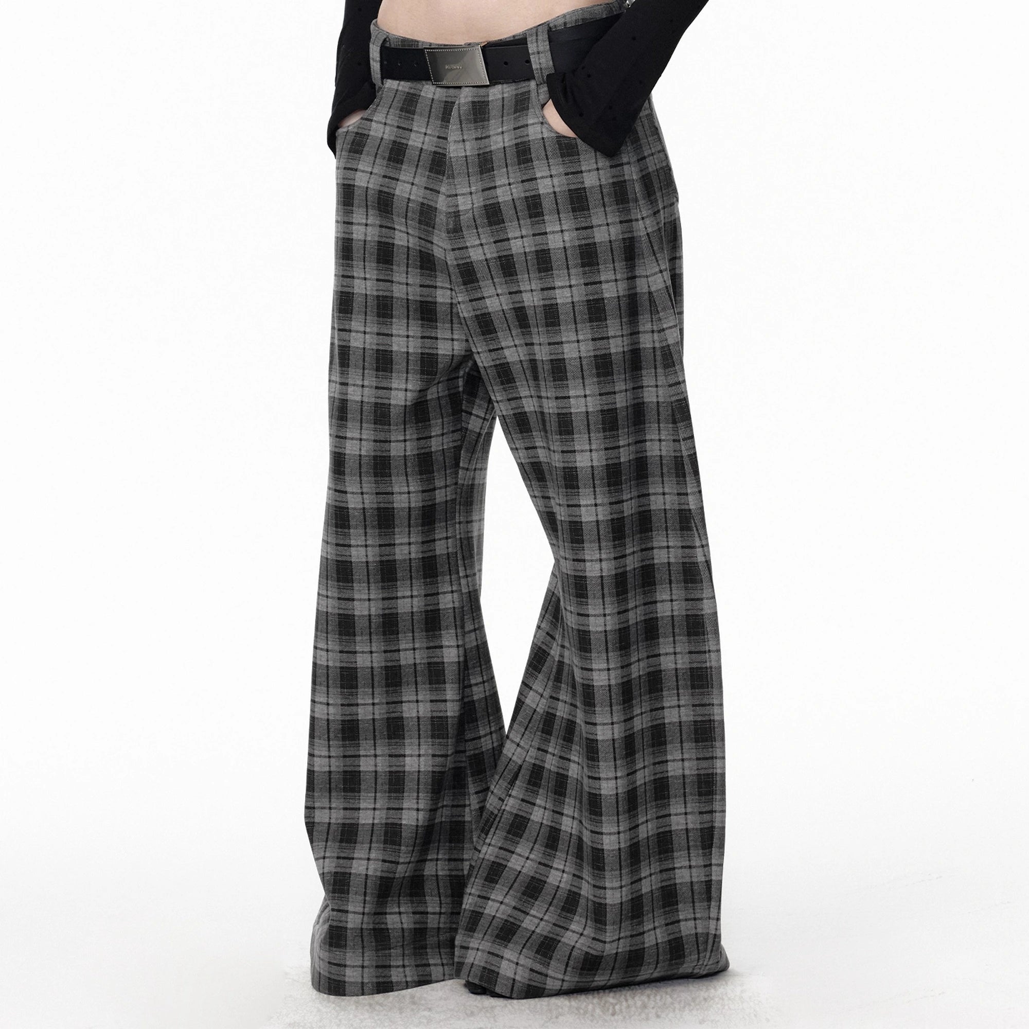 ALINNV_STUDIO_Vintage_Plaid_Fleece_Lined_Cargo_Flare_Pants_MISSTT