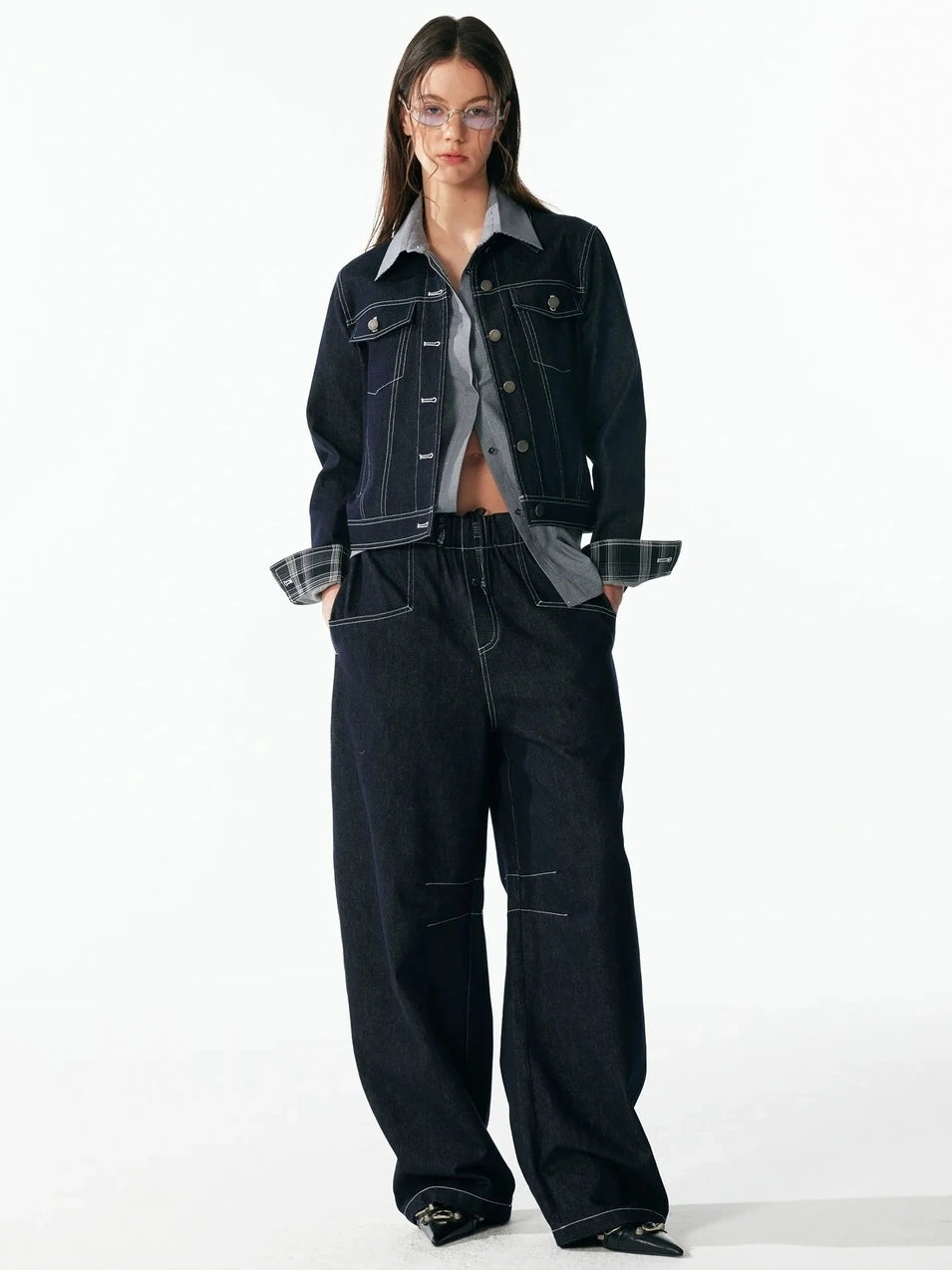 ALINNV STUDIO Vintage Washed Denim Jacket With Contrast Stitching And Plaid Cuff Jacket