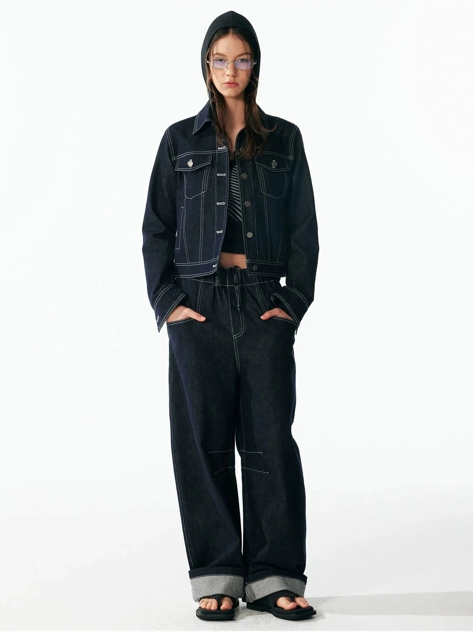 ALINNV STUDIO Vintage Washed Denim Jacket With Contrast Stitching And Plaid Cuff Jacket