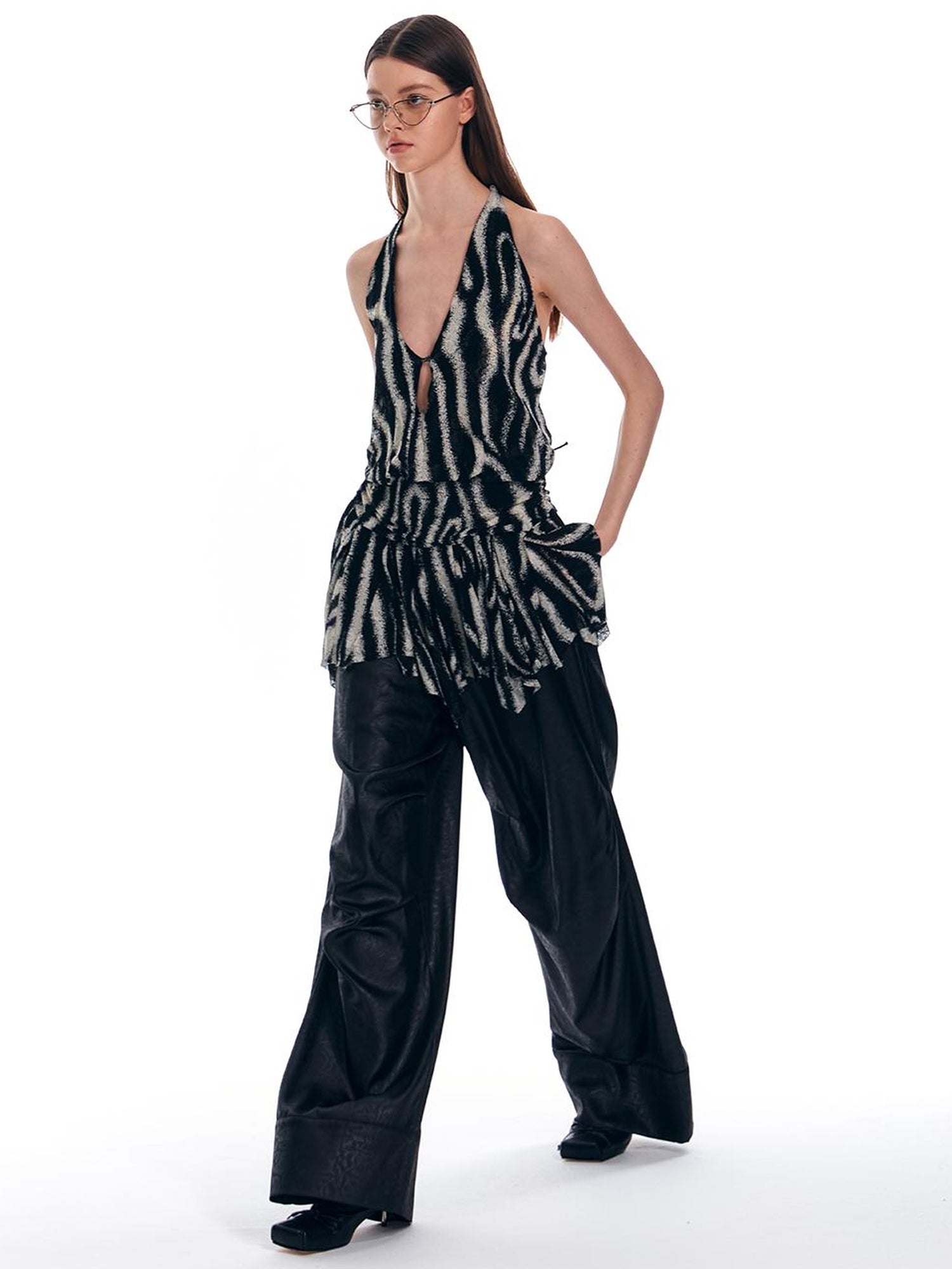 ALINNV STUDIO Wave Stripe Mesh Backless Halter Top