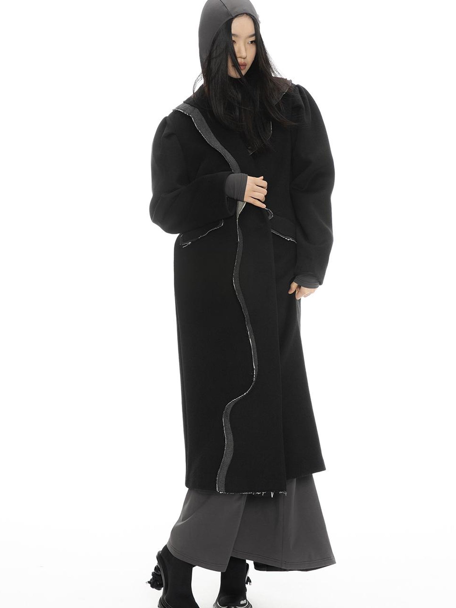 ALINNV STUDIO Wavy Trim Wool Blend Coat with Denim Details