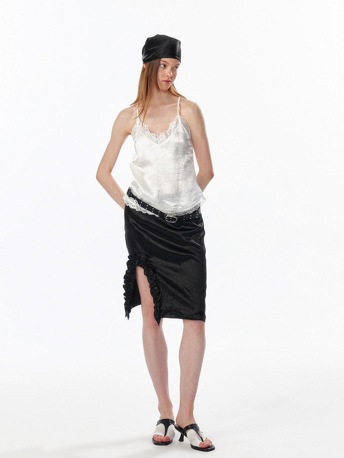 ALINNV Satin Lace Backless V-neck Short Straight Women&