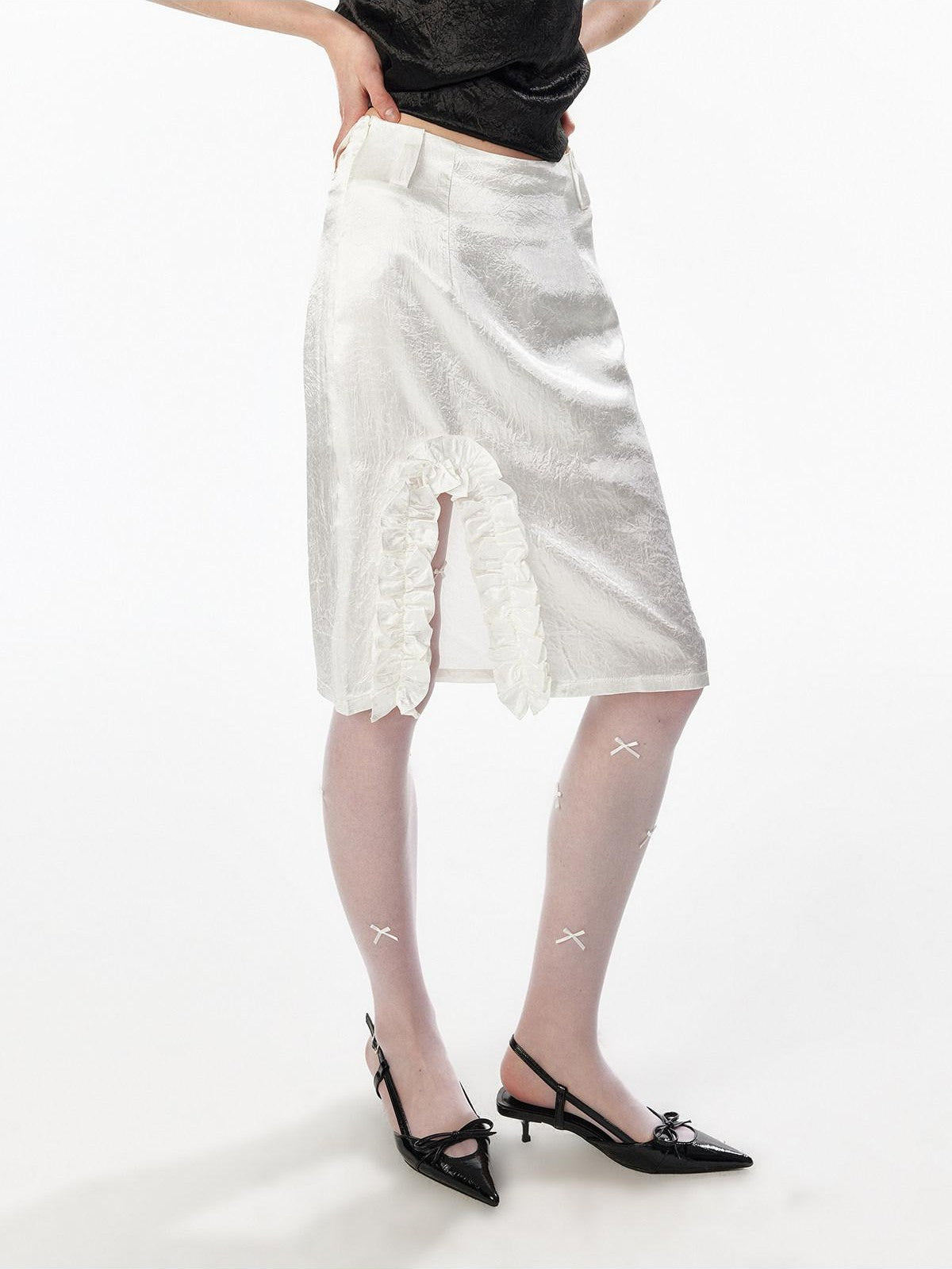 ALINNV White Lace Ruffle Hem Lined Women&