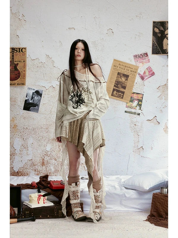 Astronaut Print Loose Knit Top