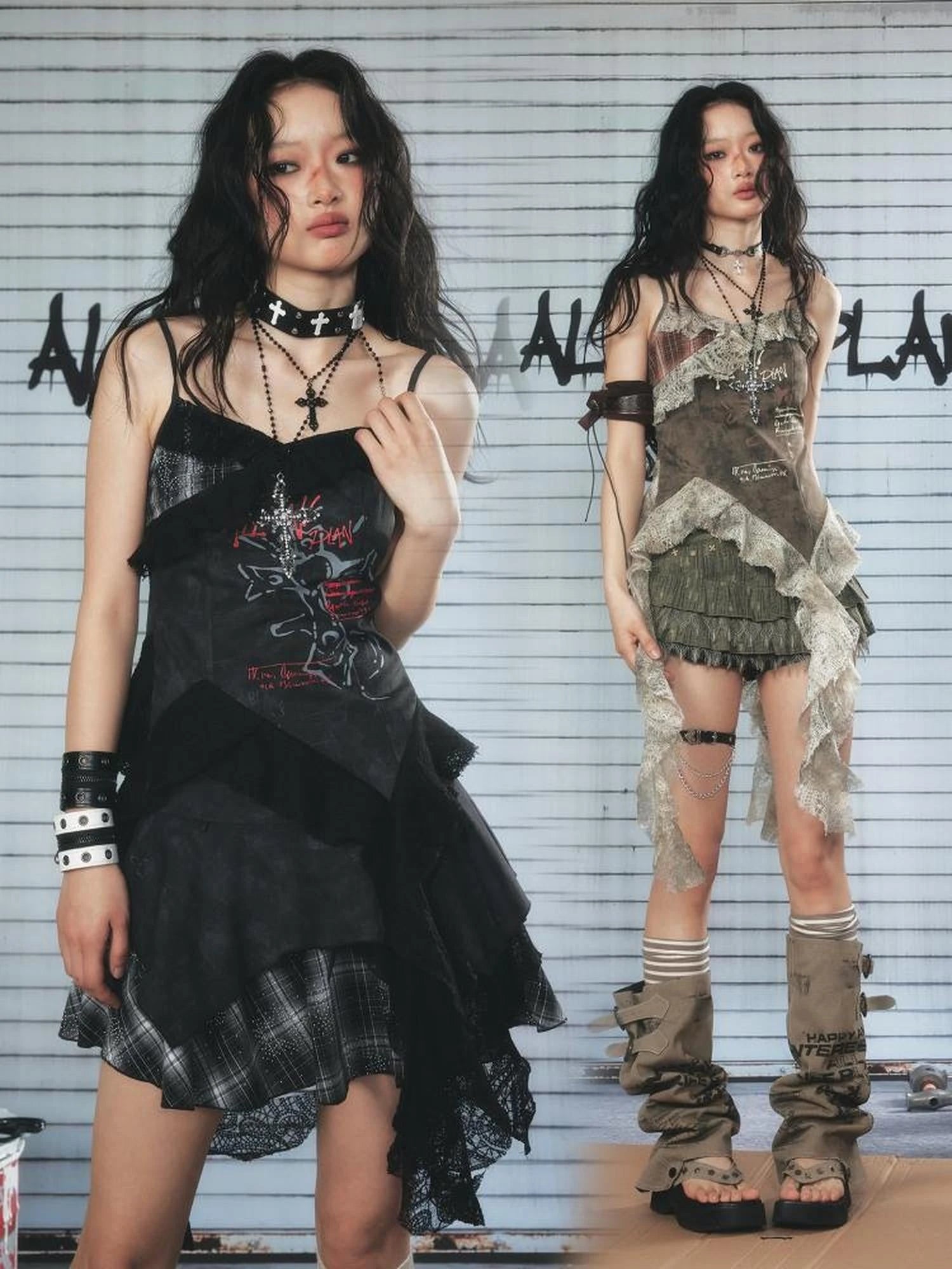 Asymmetrical Lace Trim Punk Print Tank Top