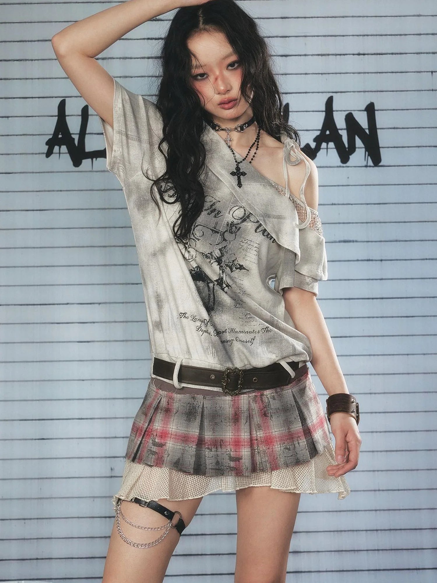 Asymmetrical Spliced Off Shoulder Tee