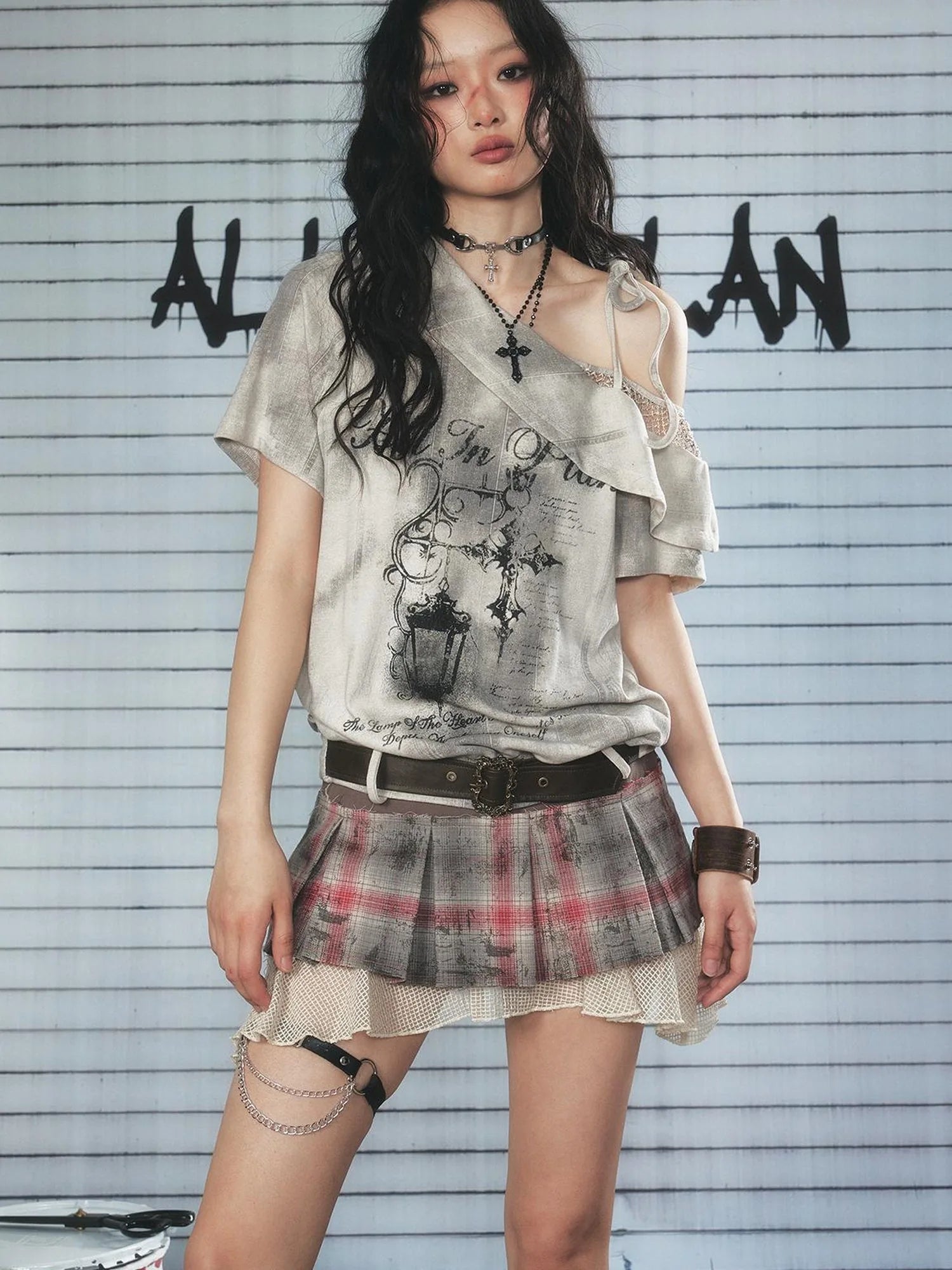 Asymmetrical Spliced Off Shoulder Tee