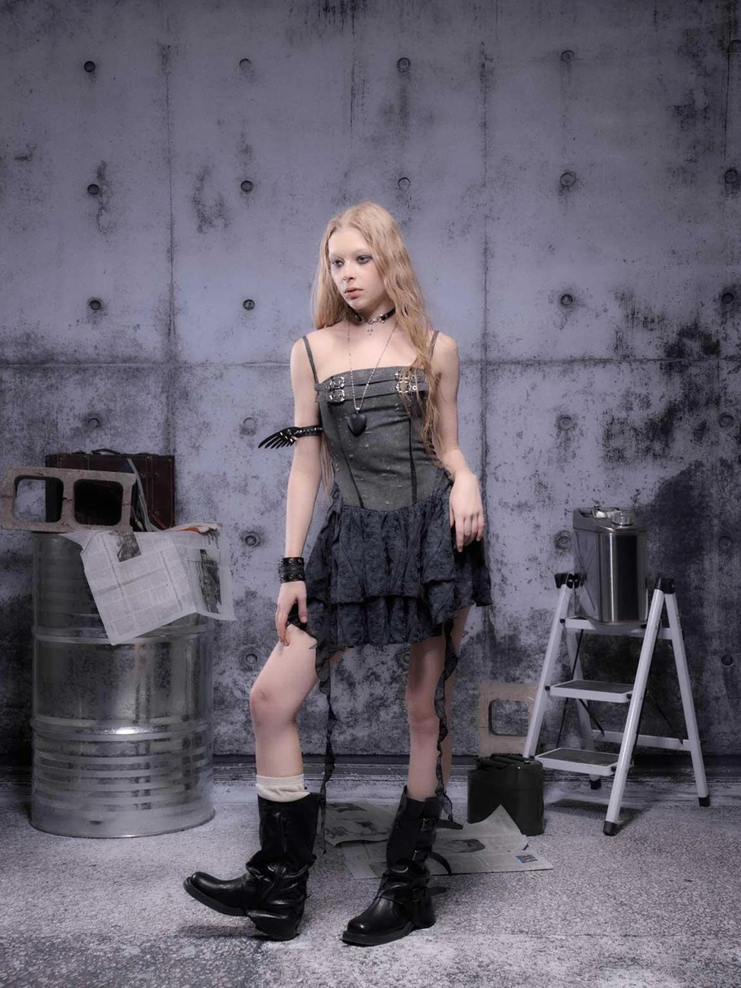 Gear-Bite Mesh Mini Dress V-Neck T-Shirt Long-Sleeve