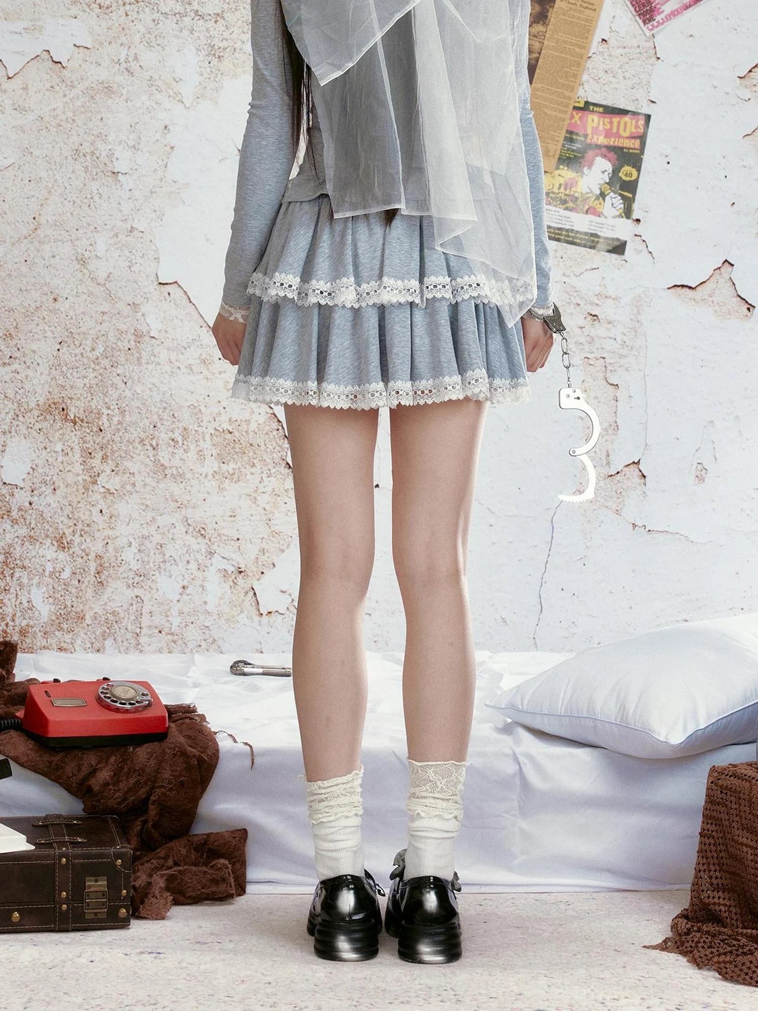 Lace Trimmed Knitted Layered Mini Skirt With Wide Waistband