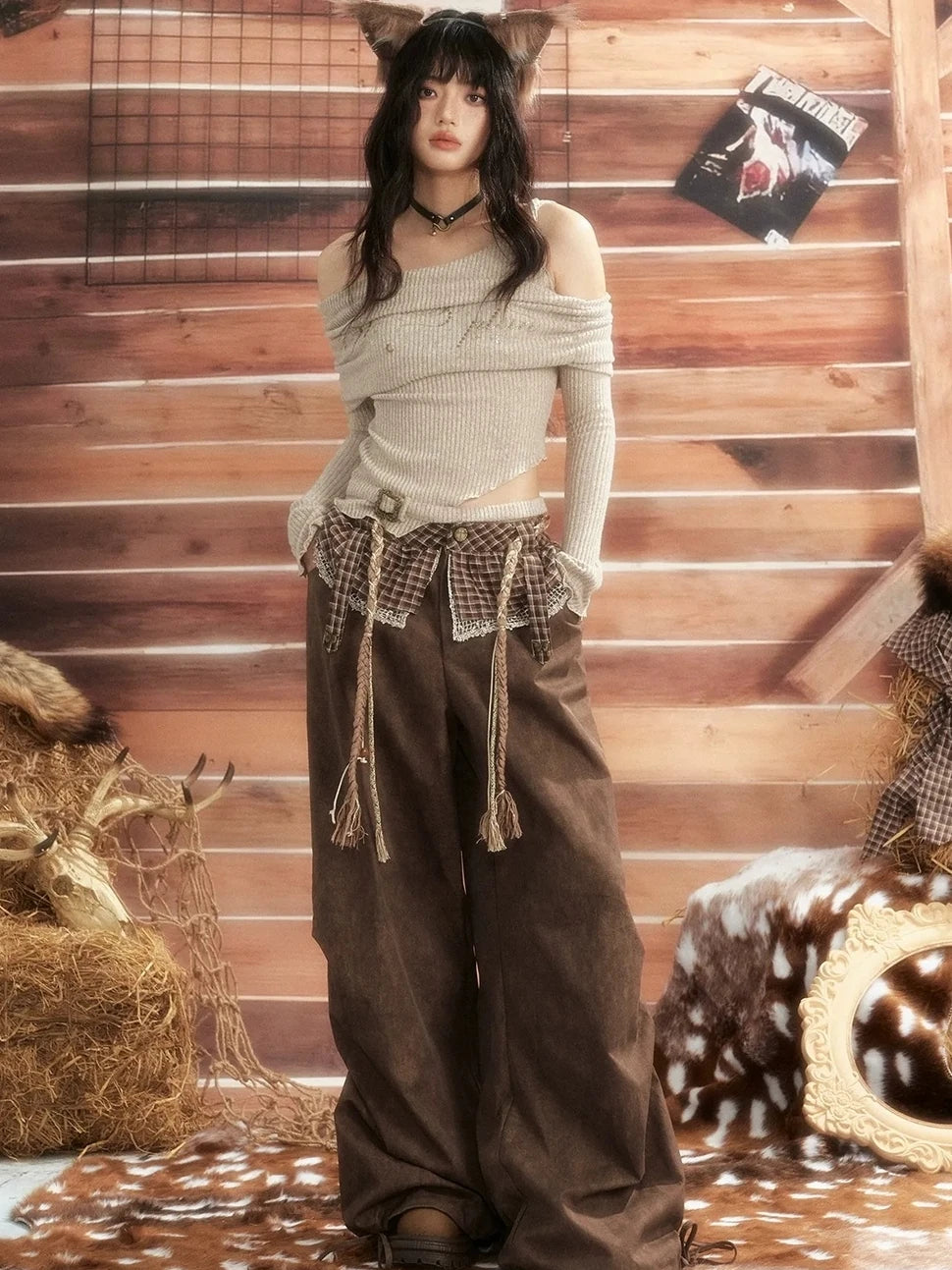 ALL iN plan Moonlight Hunter Asymmetric Crop Top Sweater