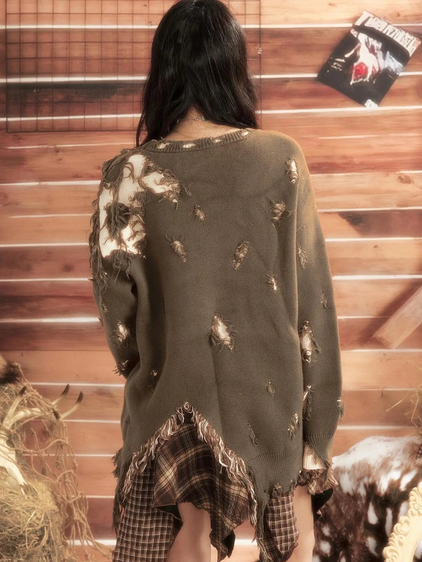 ALL iN plan Moonlight Hunter Distressed Patchwork Sweater V-neck T-shirt Long Sleeve Sweater