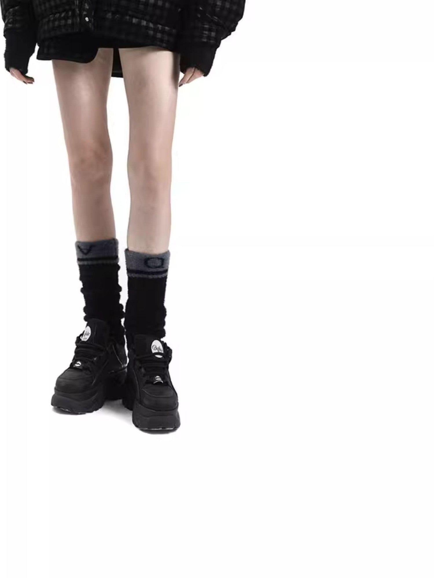 ANYQUESTION Black And White Letter Jacquard Plush Fuzzy Women&