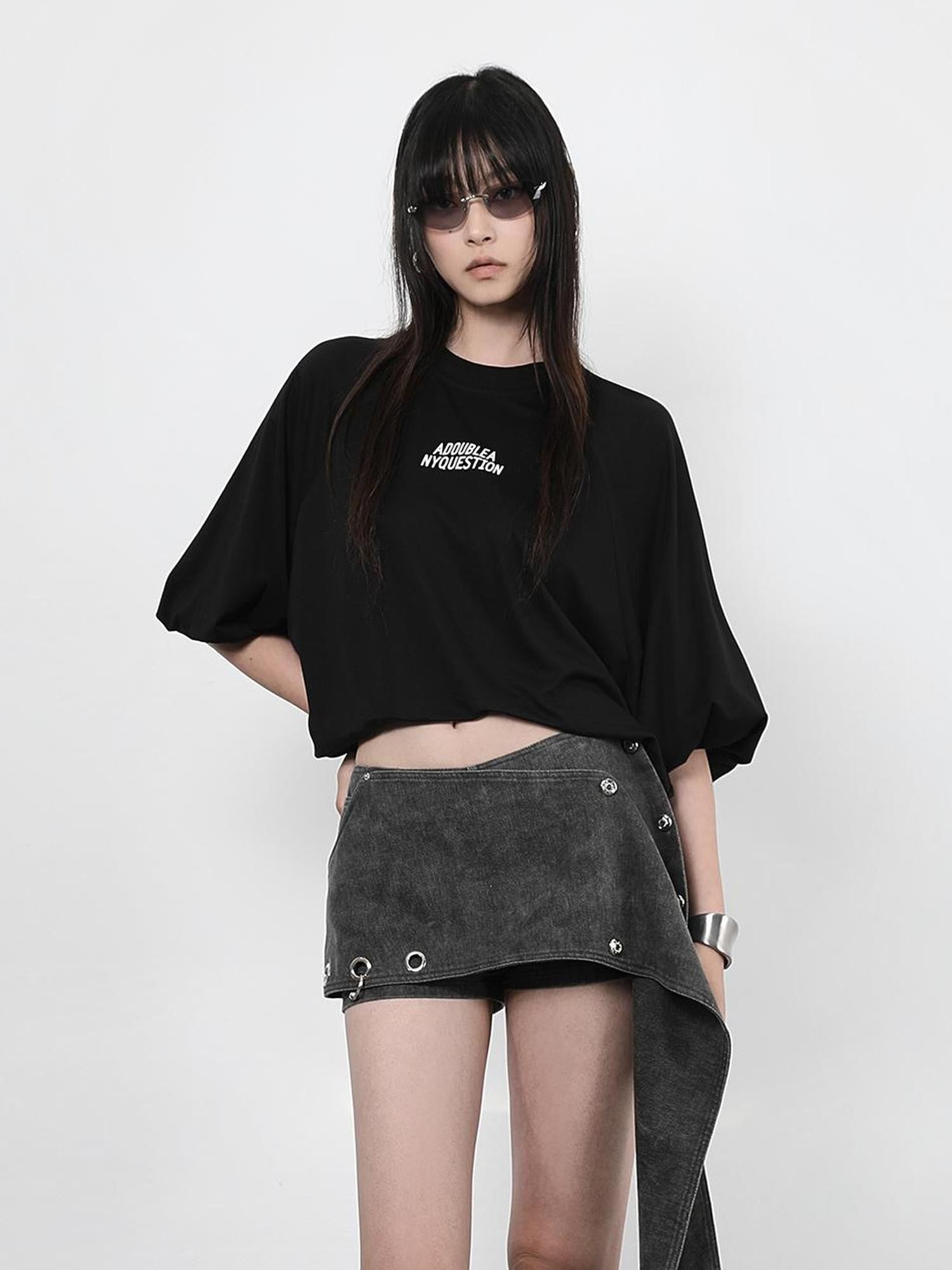 ANYQUESTION Black Letter Print Gathered Hem Round Neck Women&