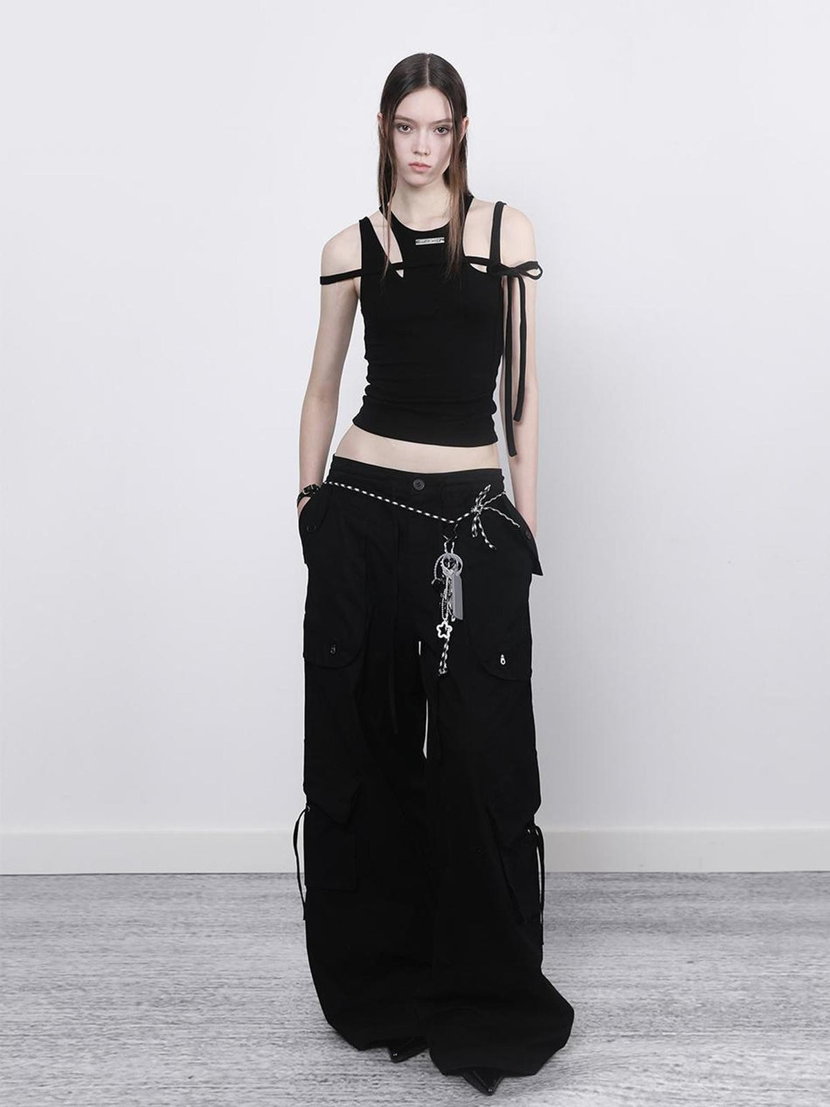 ANYQUESTION Black Low Waist Drawstring Pocket Structure Loose Women&