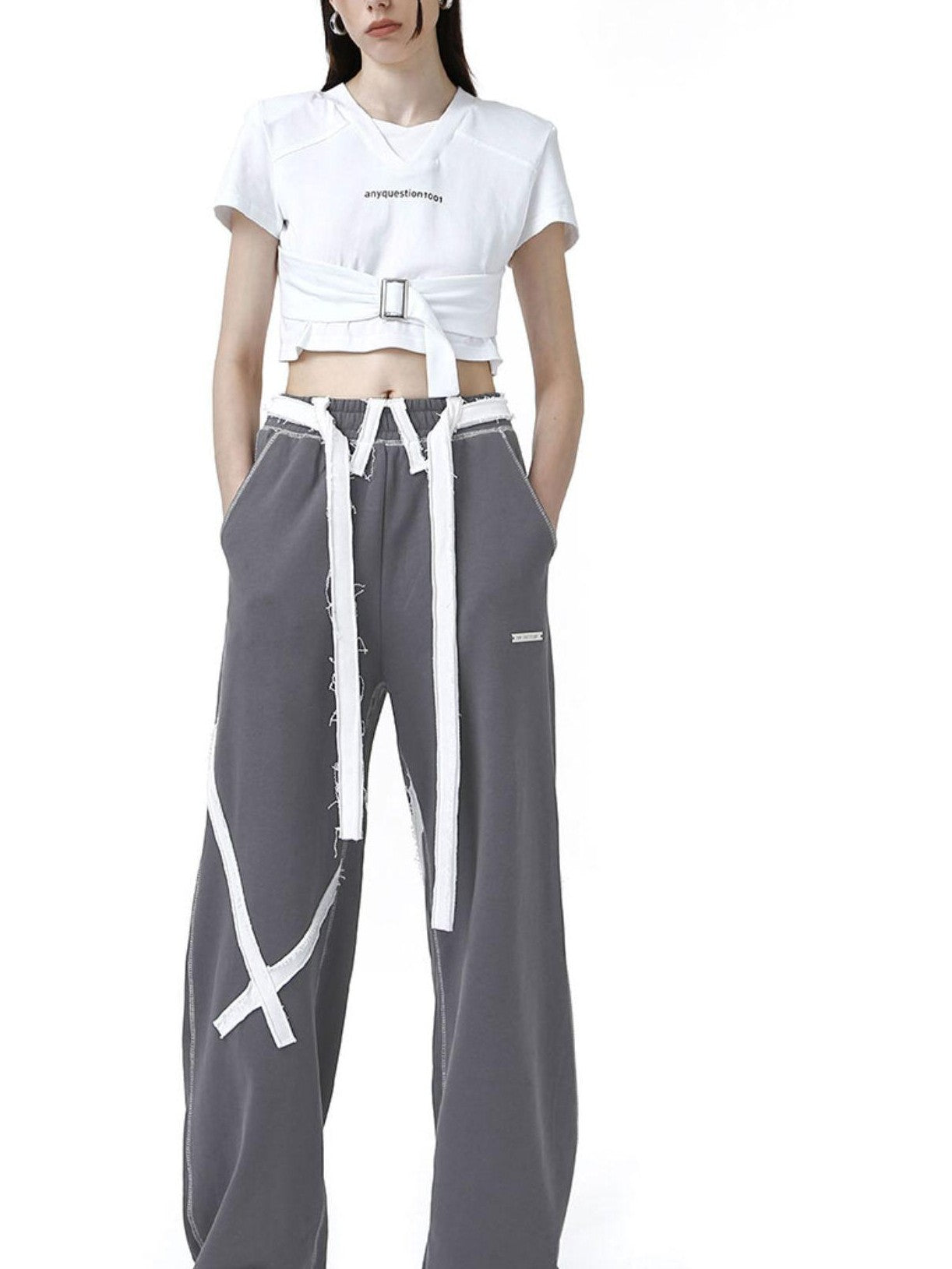 ANYQUESTION Deep Gray Tape Stripe White Frayed Topstitch Women&