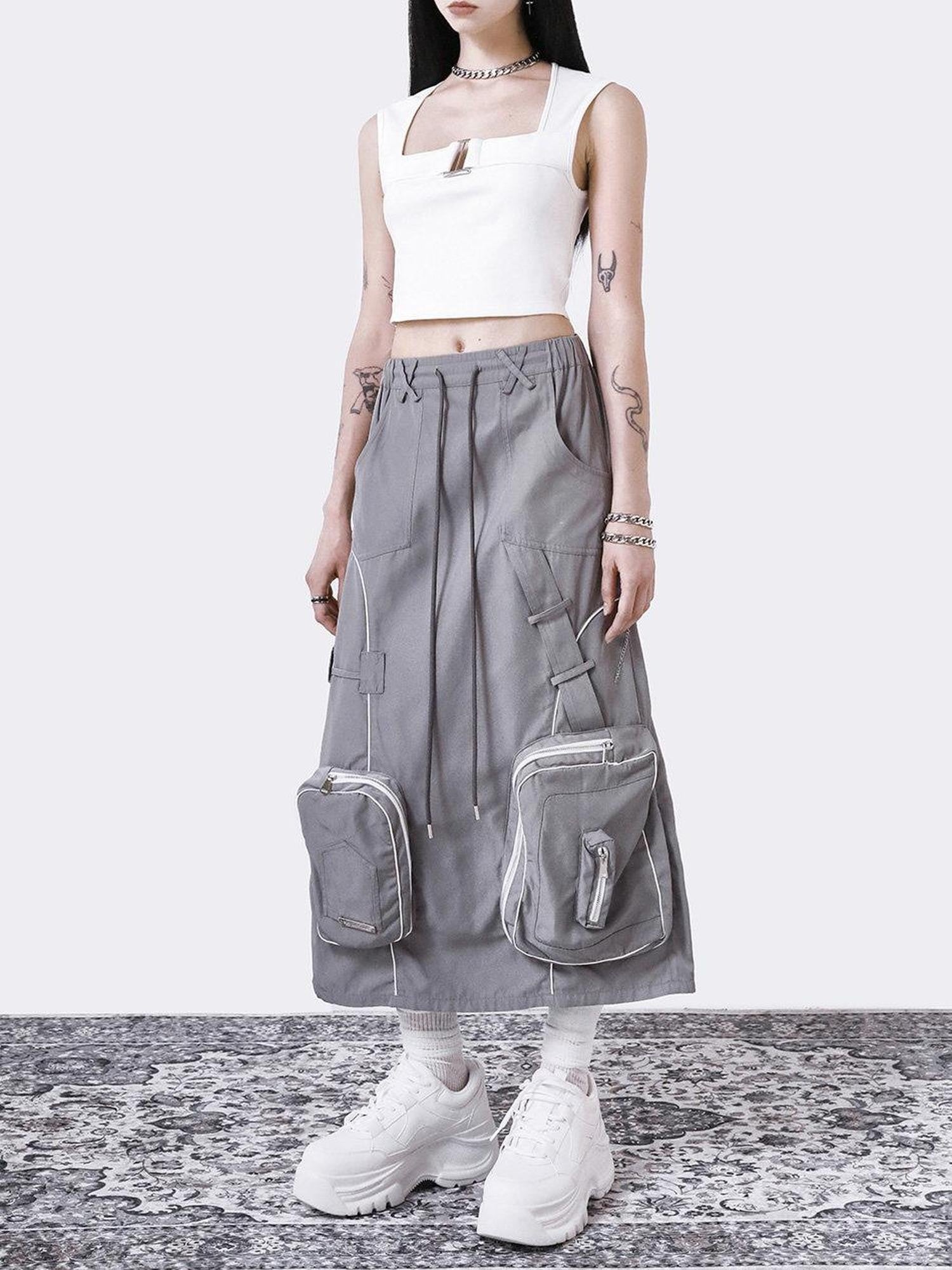 ANYQUESTION Gray Utility Elastic Waist Back Slit 3d Patch Pocket Women&