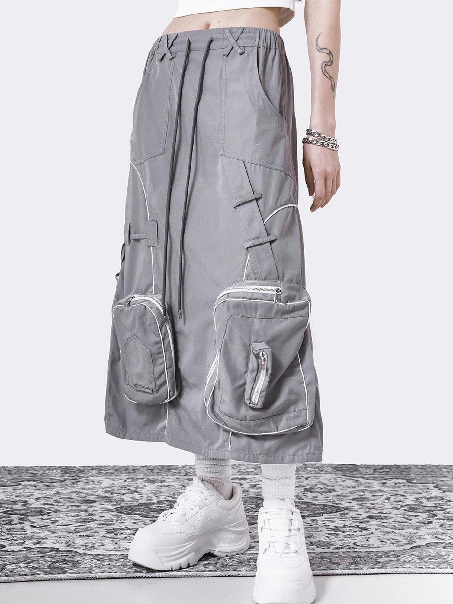 ANYQUESTION Gray Utility Elastic Waist Back Slit 3d Patch Pocket Women&