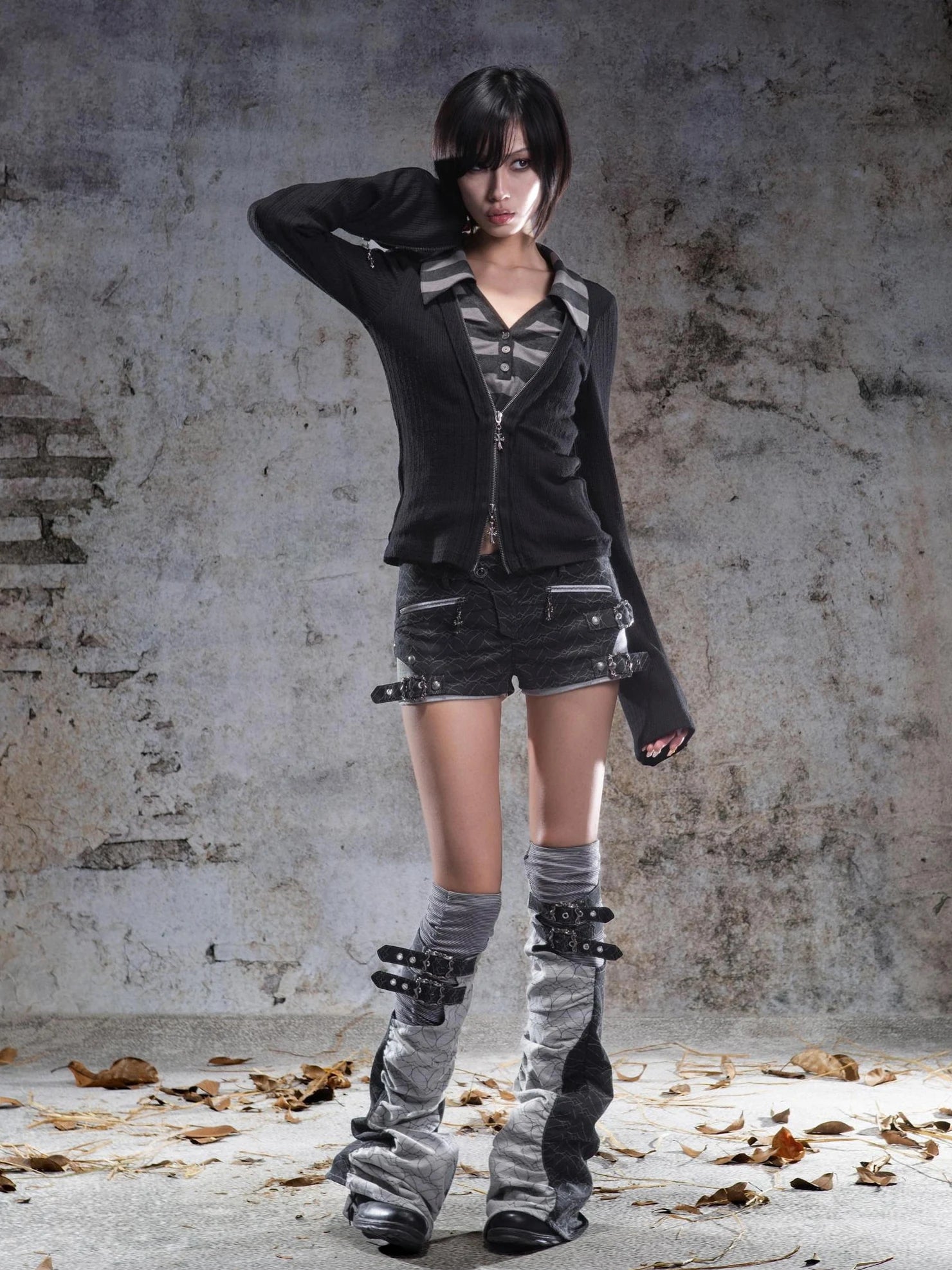 ARIADNAw Ariadne Embroidered Layered Shorts With Leg Warmers Pants