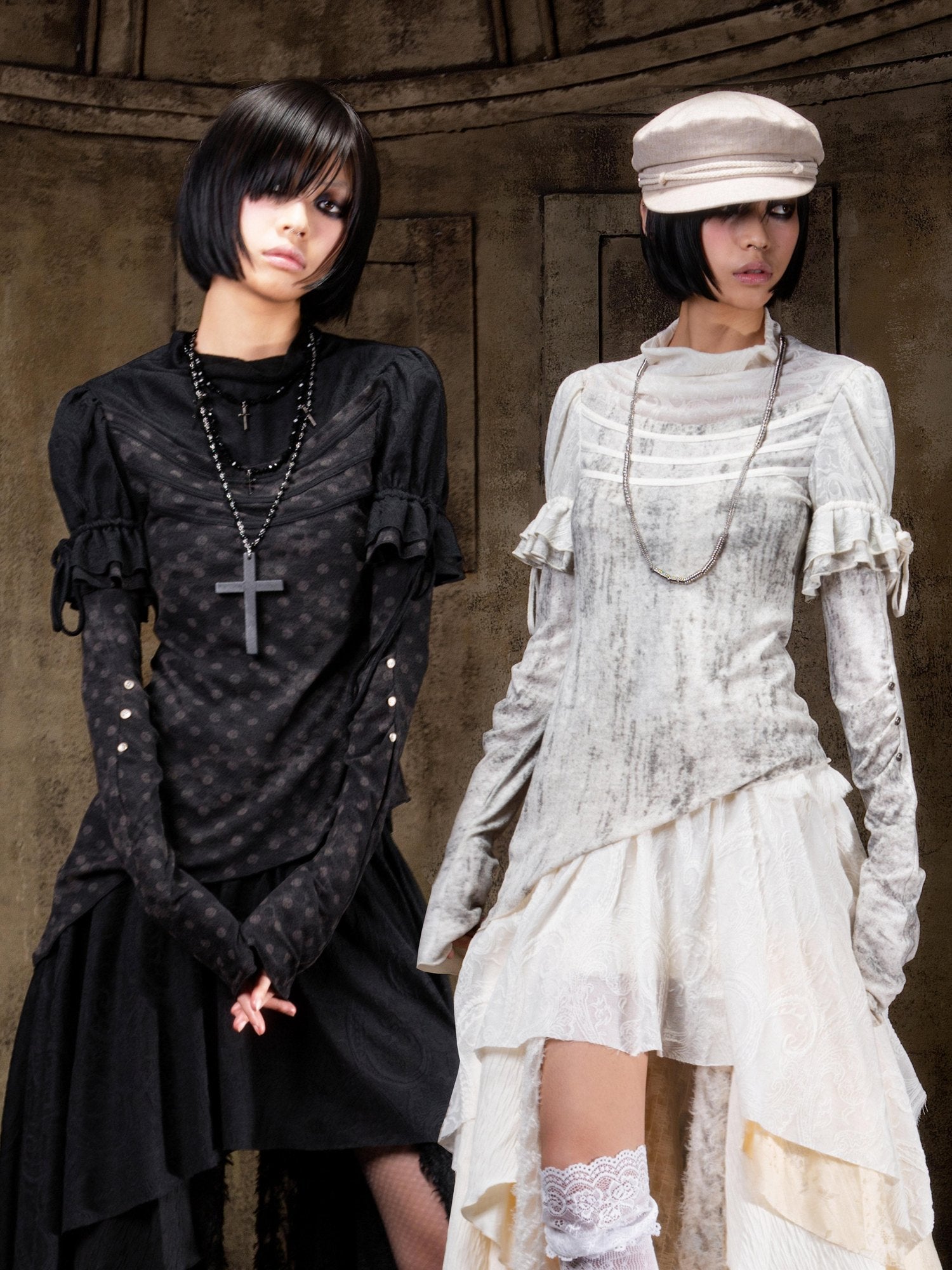 ARIADNAw Elegant Court Style Faux Two Piece Long Sleeve Pullover Women Beige Black T-Shirt