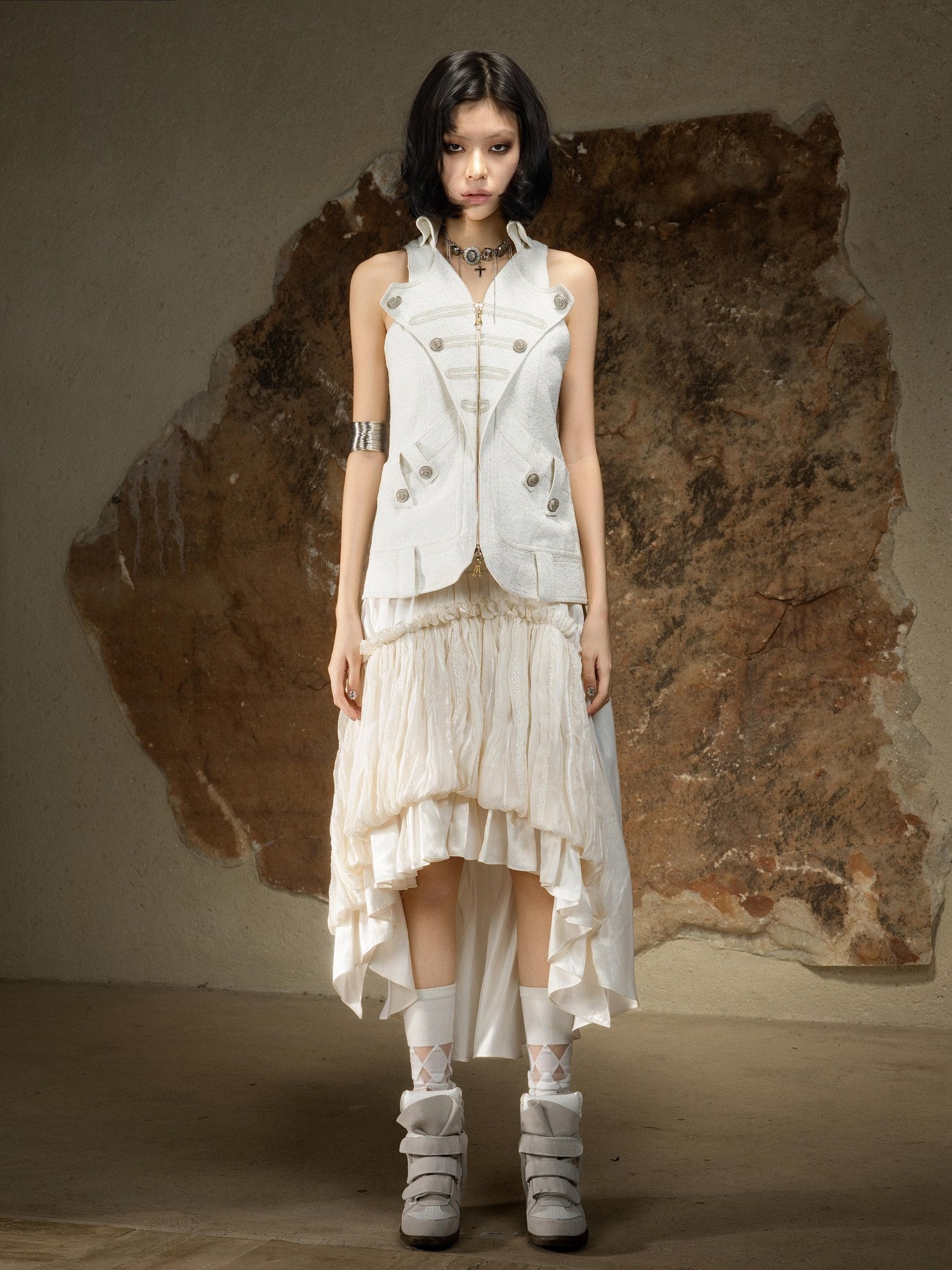 ARIADNAw Slim Fit Collared Halter Neck Zip Front Women Ivory Gray Puff-Sleeve Blouses