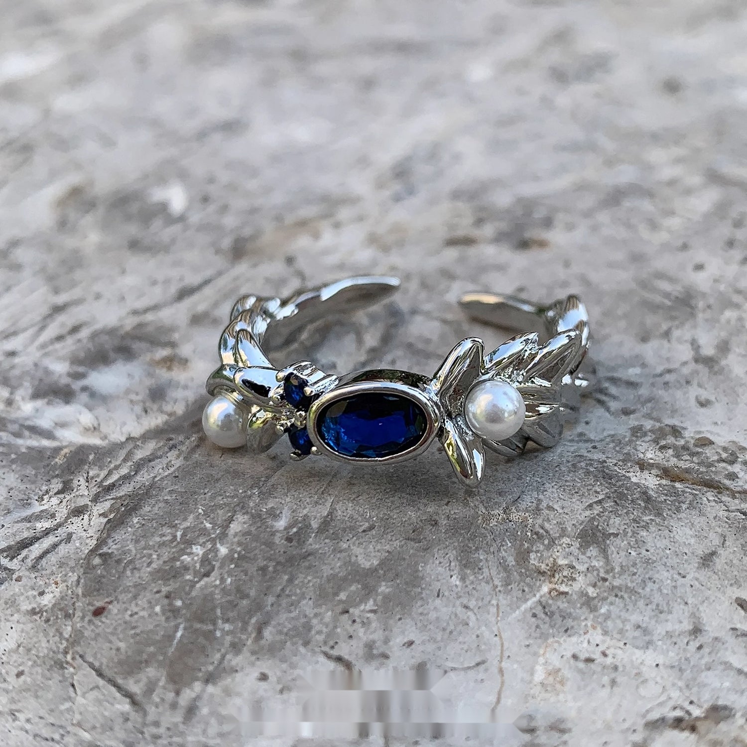 Accessories_Adjustable_Blue_Zircon_Pearl_Ring_MISSTT