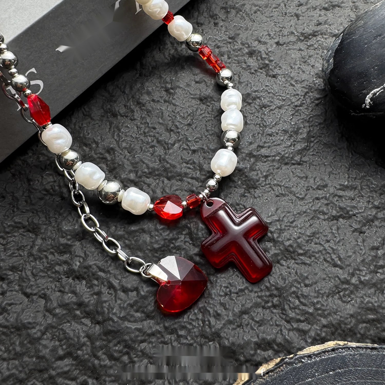 Accessories_Adjustable_Crystal_Cross_Pearl_Choker_Necklace_MISSTT