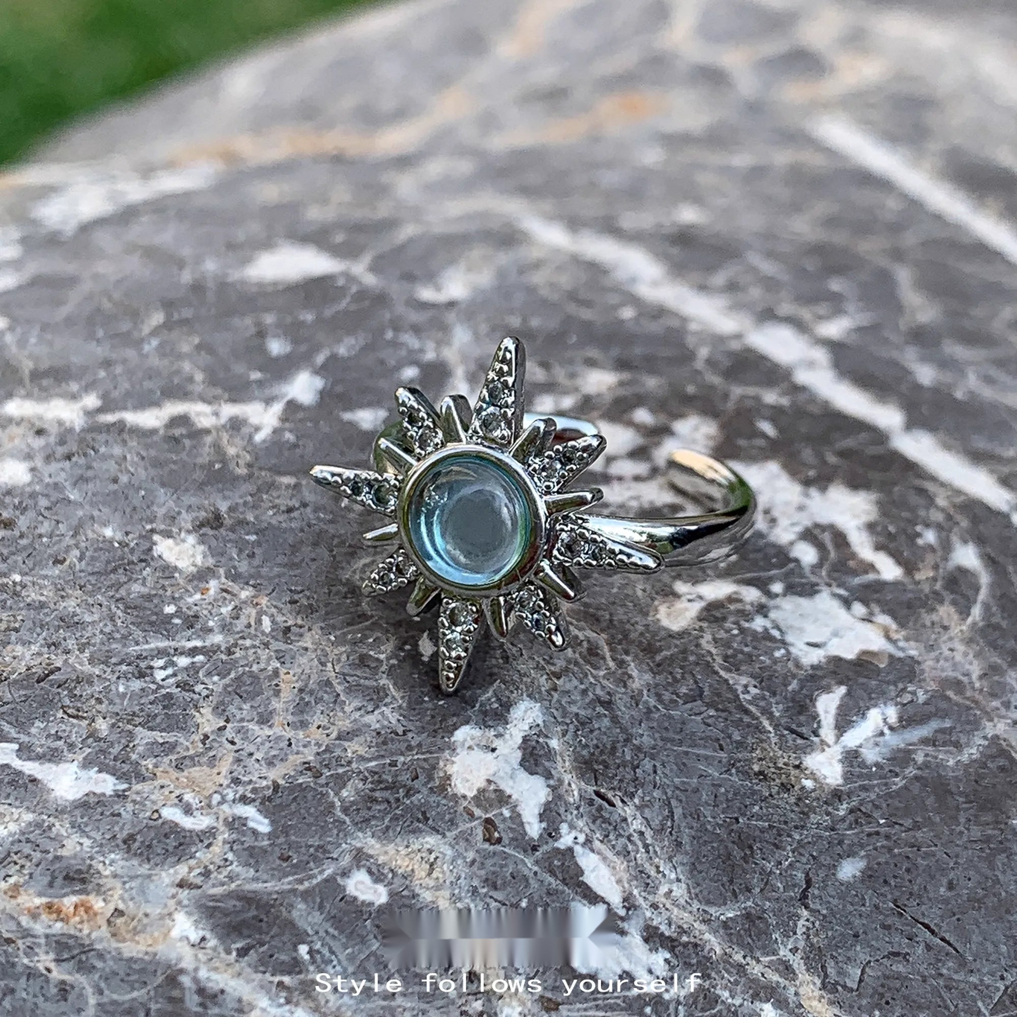 Accessories_Adjustable_Crystal_Sunflower_Ring_MISSTT
