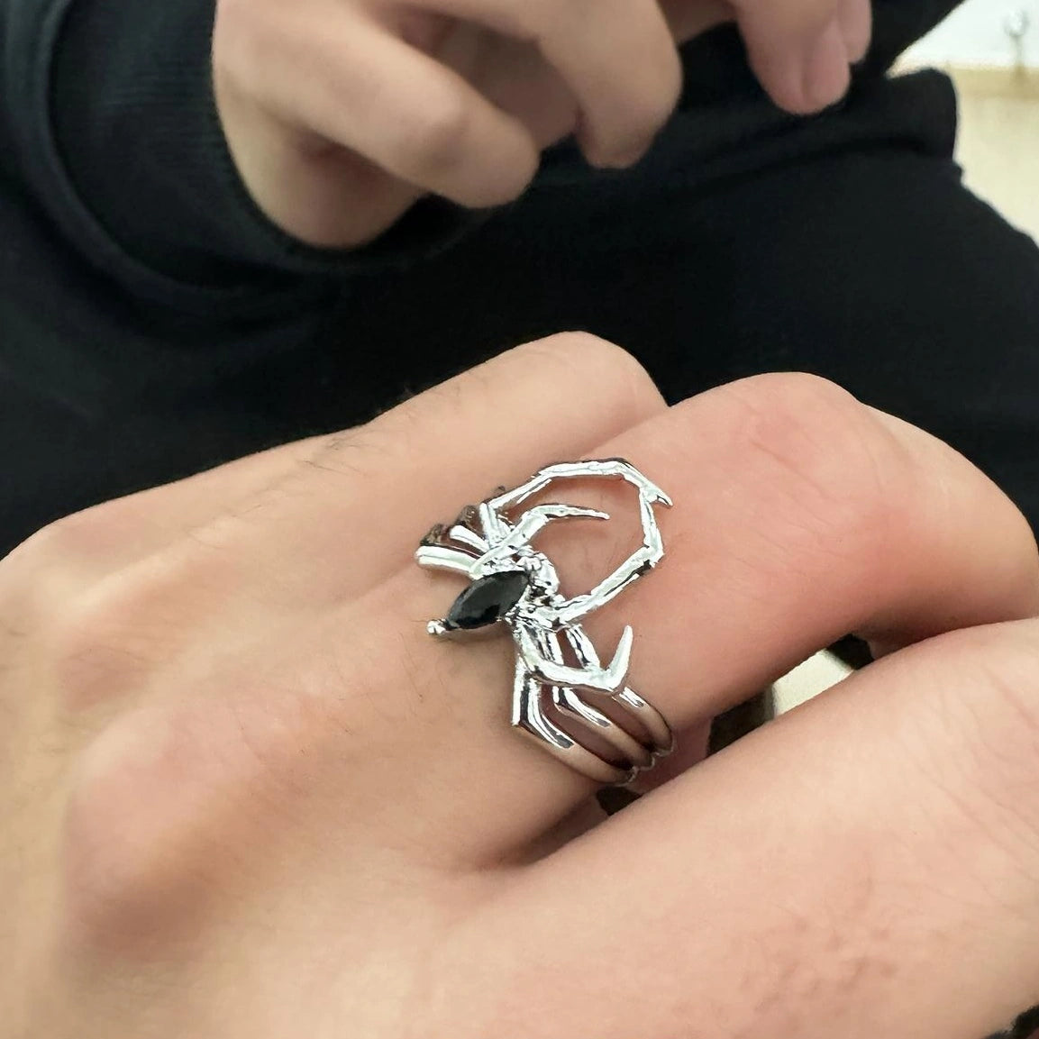 Adjustable Gothic Spider Punk Knuckle Ring