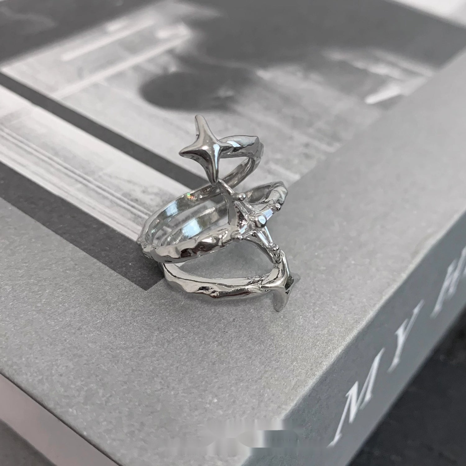 Accessories_Adjustable_Punk_Star_Ring_MISSTT