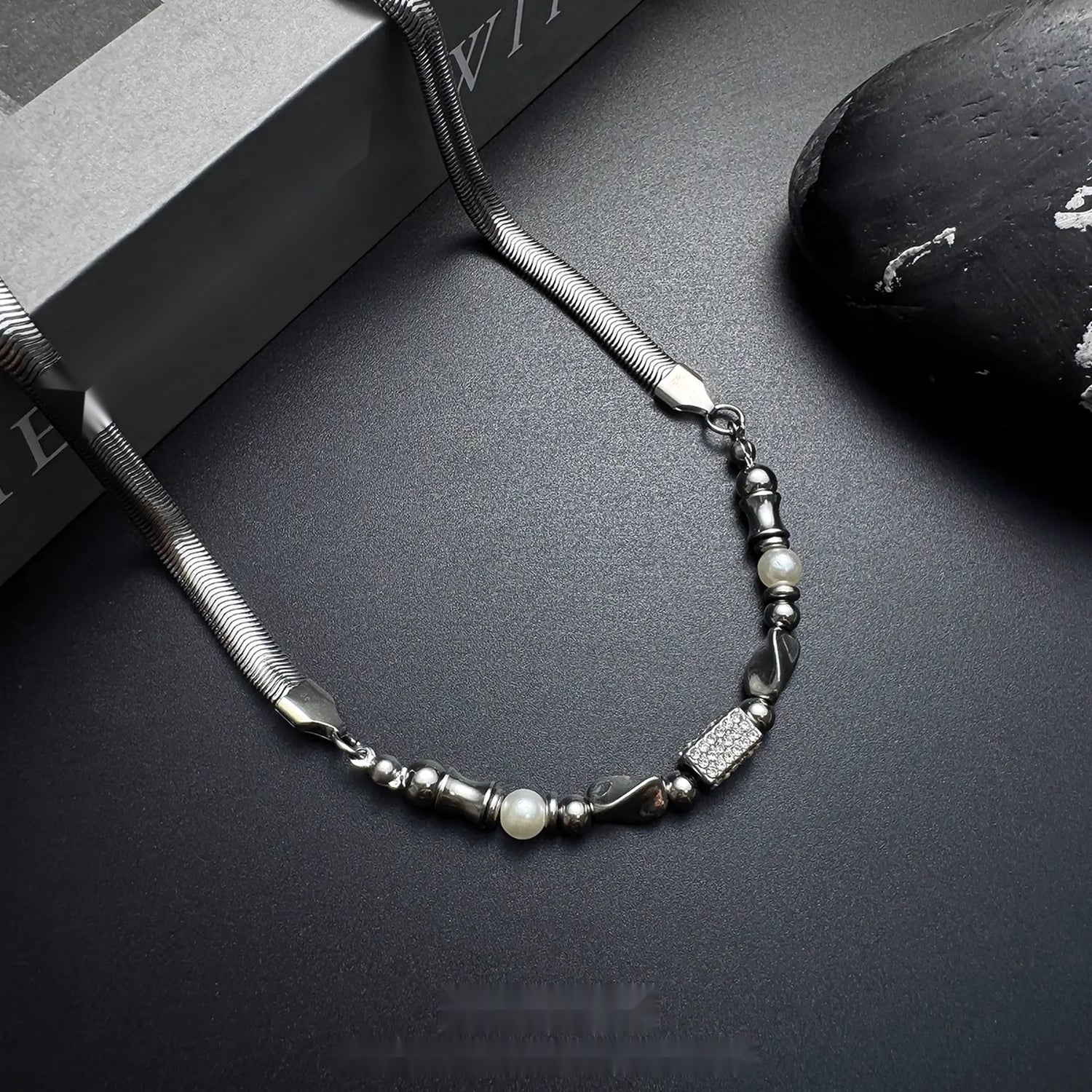 Accessories_Adjustable_Snake_Chain_Necklace_Unisex_Matte_Black_Finish_MISSTT