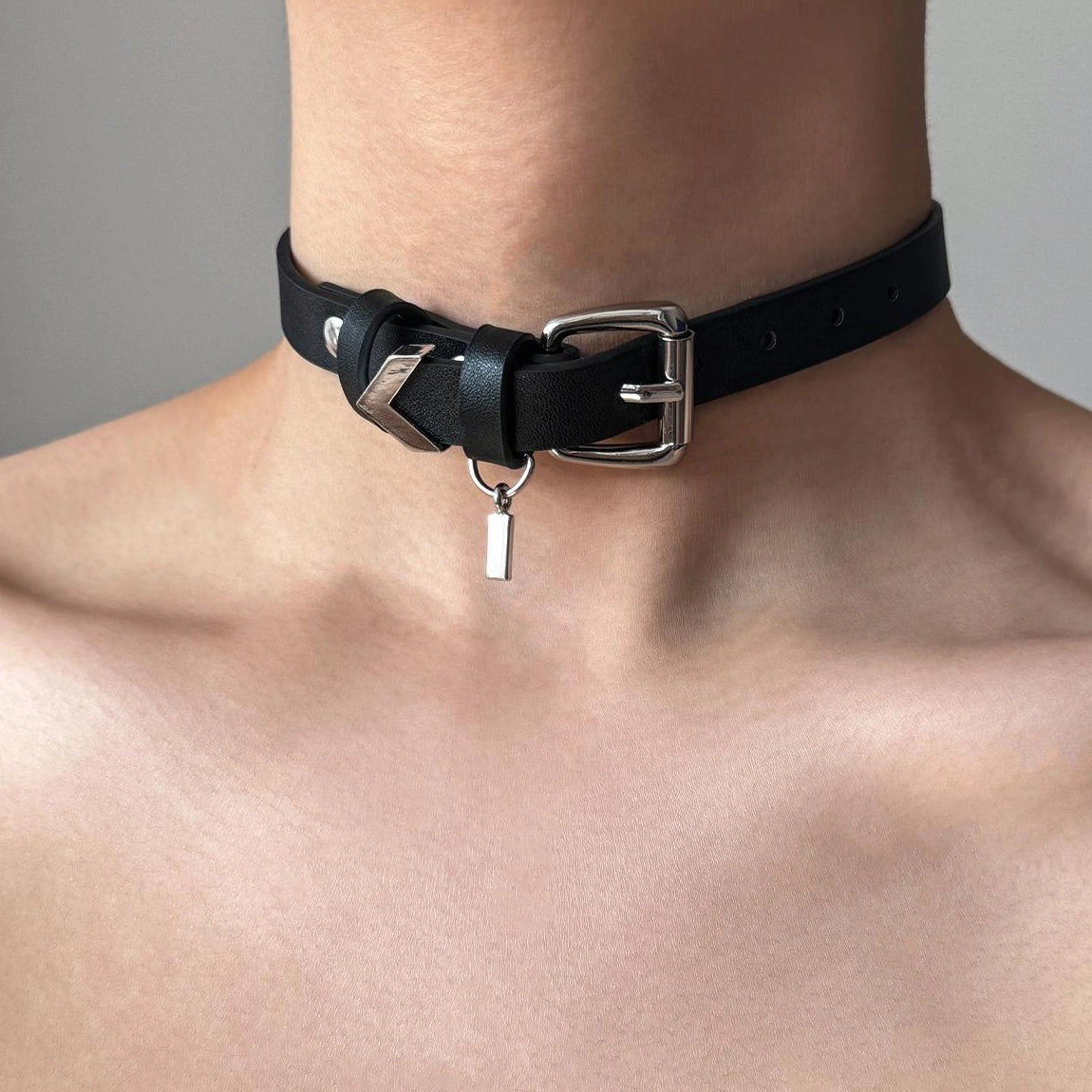 Accessories Black Leather Block Choker Necklace