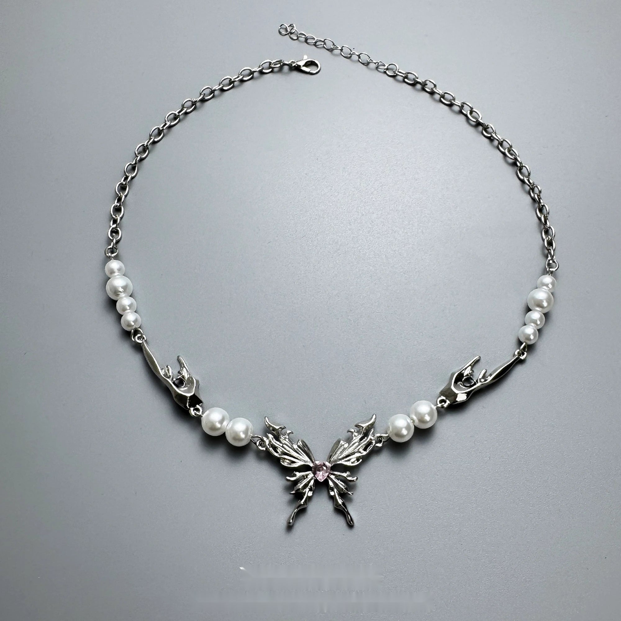 Accessories_Butterfly_Pearl_Chain_Necklace_MISSTT