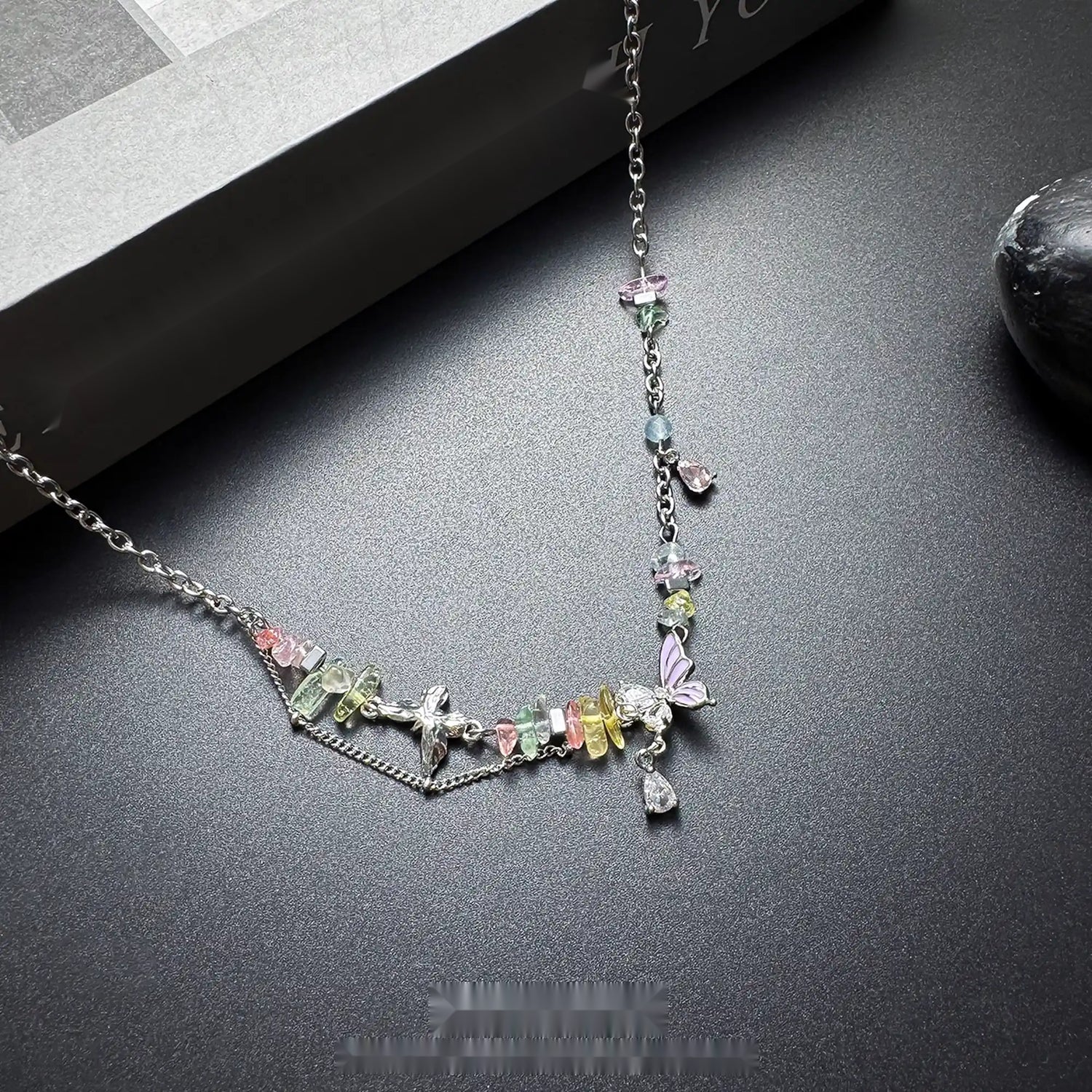 Accessories_Colorful_Stone_Heart_Choker_Necklace_MISSTT