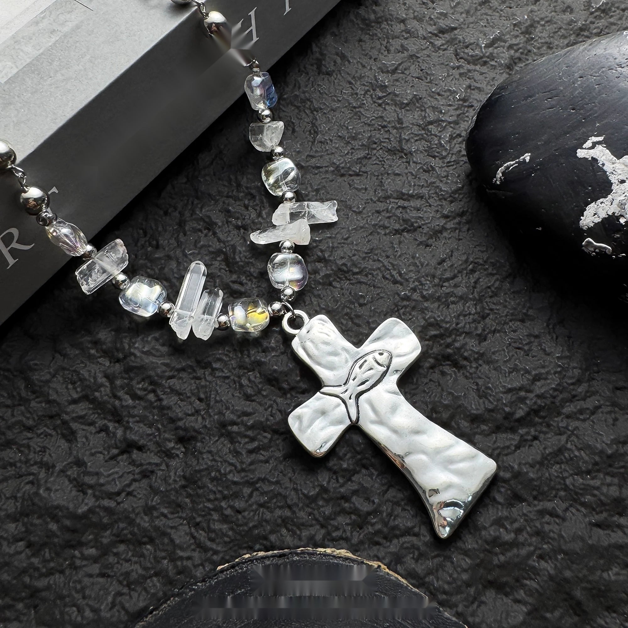 Accessories_Crystal_Beaded_Cross_Choker_Necklace_MISSTT