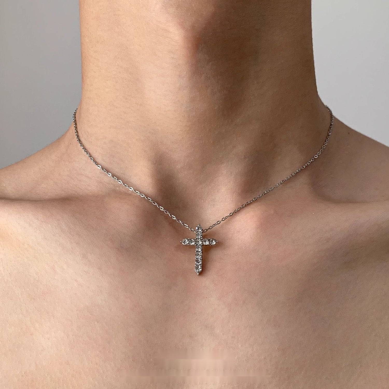 Accessories_Cubic_Zirconia_Cross_Pendant_Necklace_MISSTT