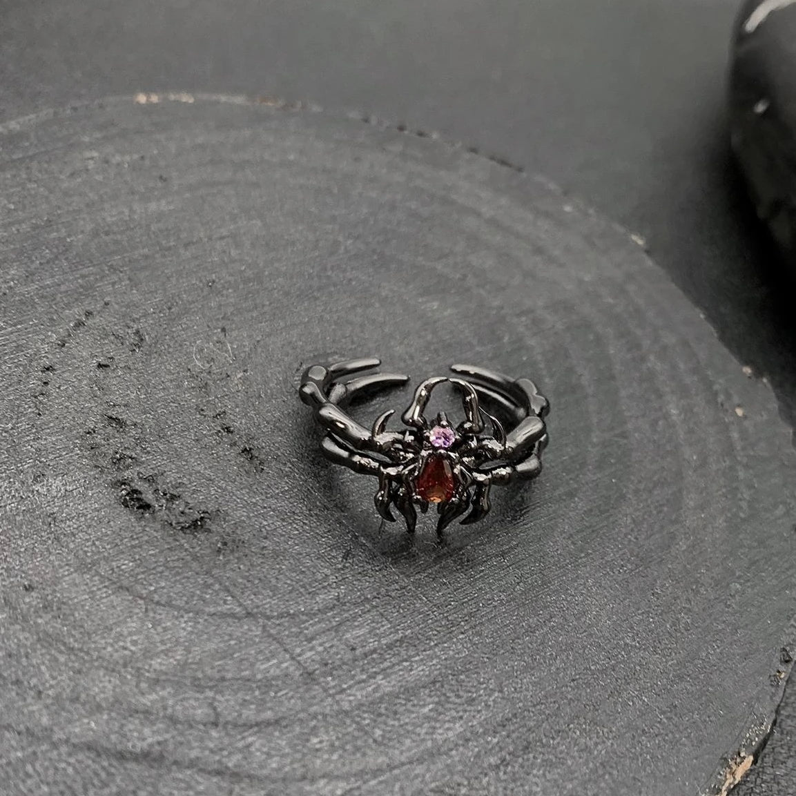 Accessories Dark Red Zircon Spider Punk Ring