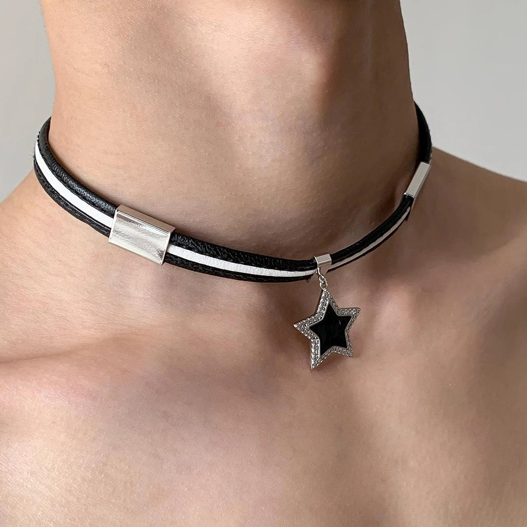 Accessories Dark Star Metal Plaid Choker Necklace