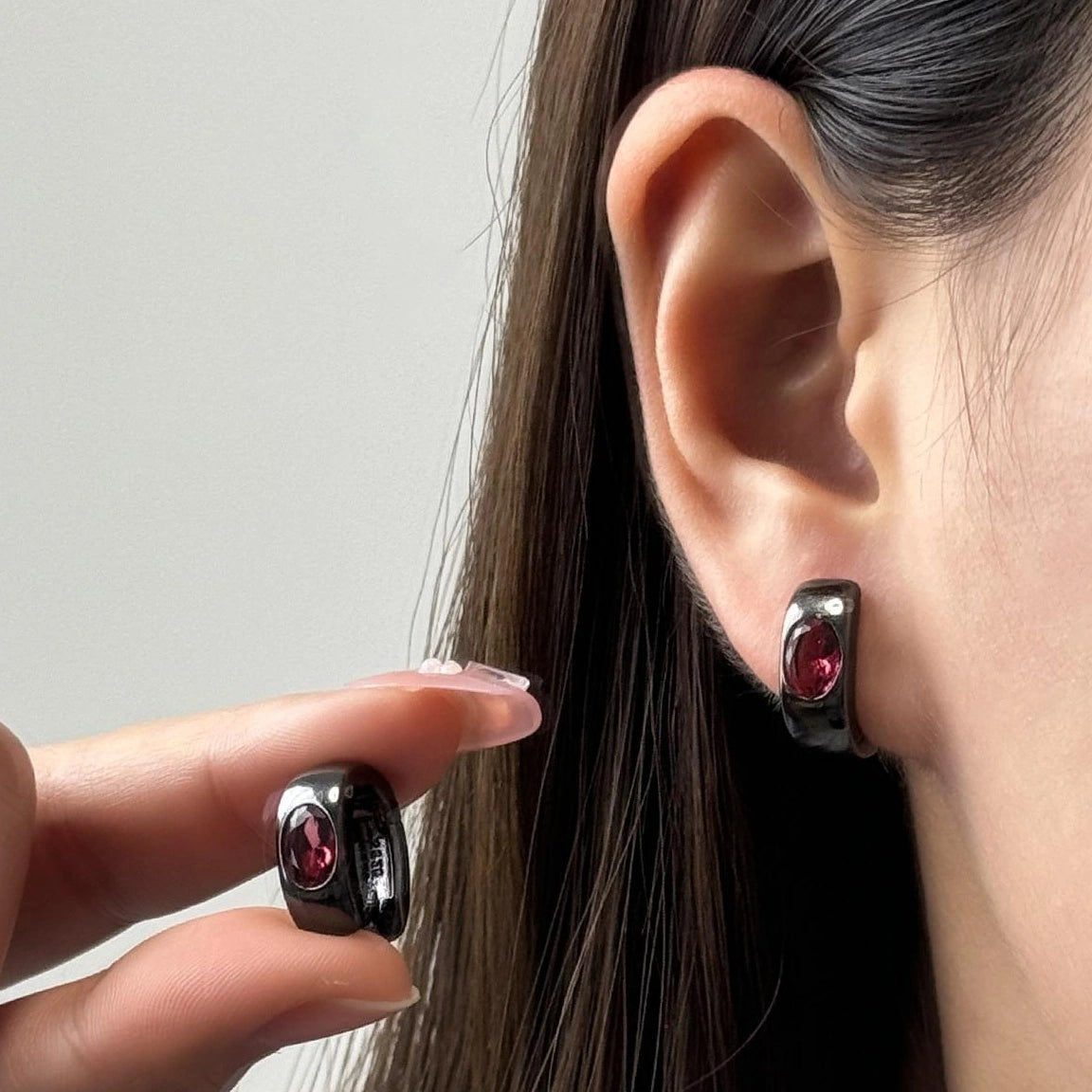 Accessories Dark Zircon Gunmetal Ear Cuff