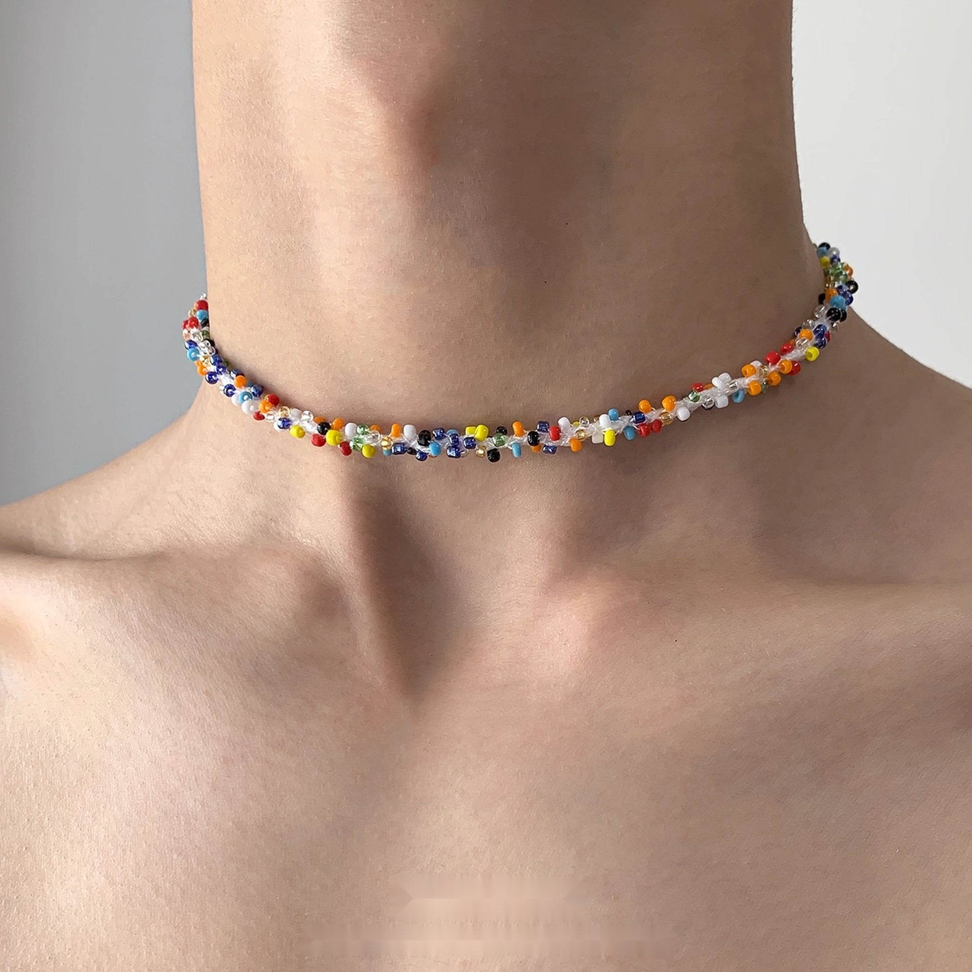Accessories_Dopamine_Colorful_Beaded_Fluffy_Choker_MISSTT