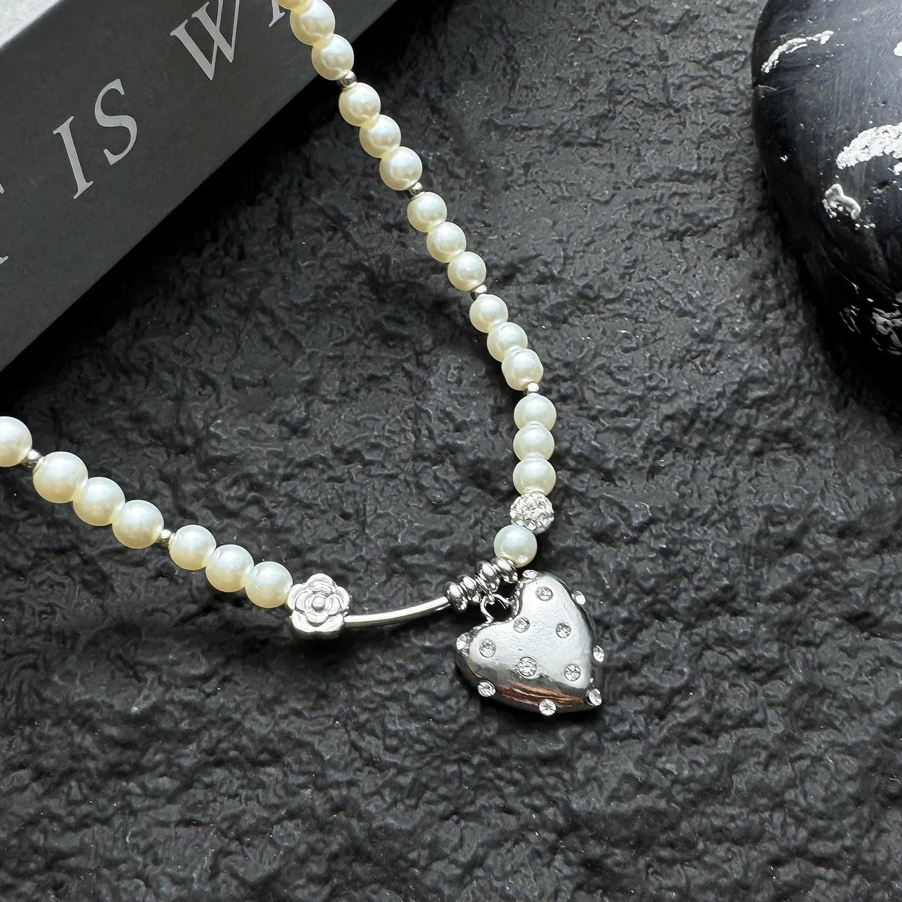 Accessories Elegant Pearl Choker Necklace