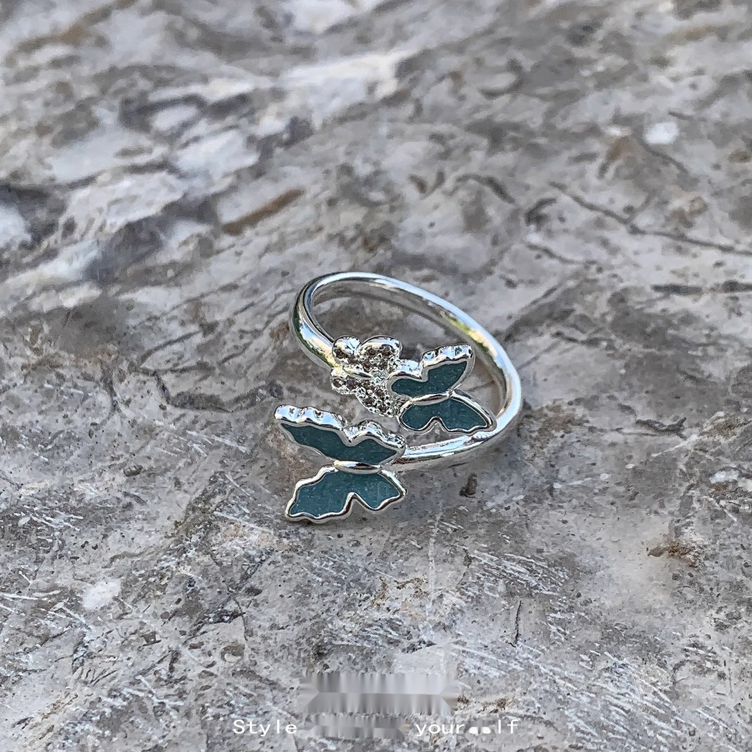 Accessories_Glacier_Blue_Resin_Butterfly_Adjustable_Ring_MISSTT